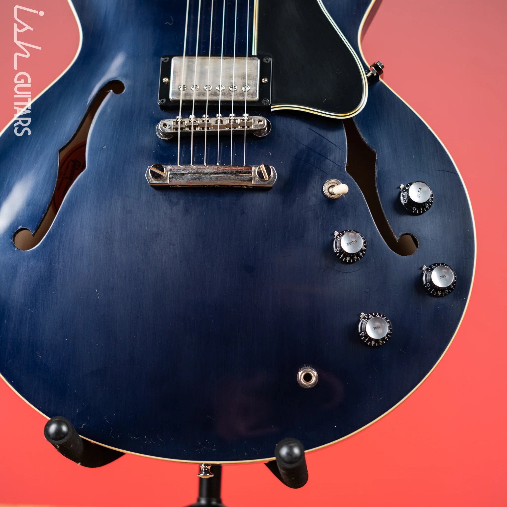 2021 Gibson Custom Shop ‘61 ES-335 Wildwood VOS Candy Apple Blue - Image 4