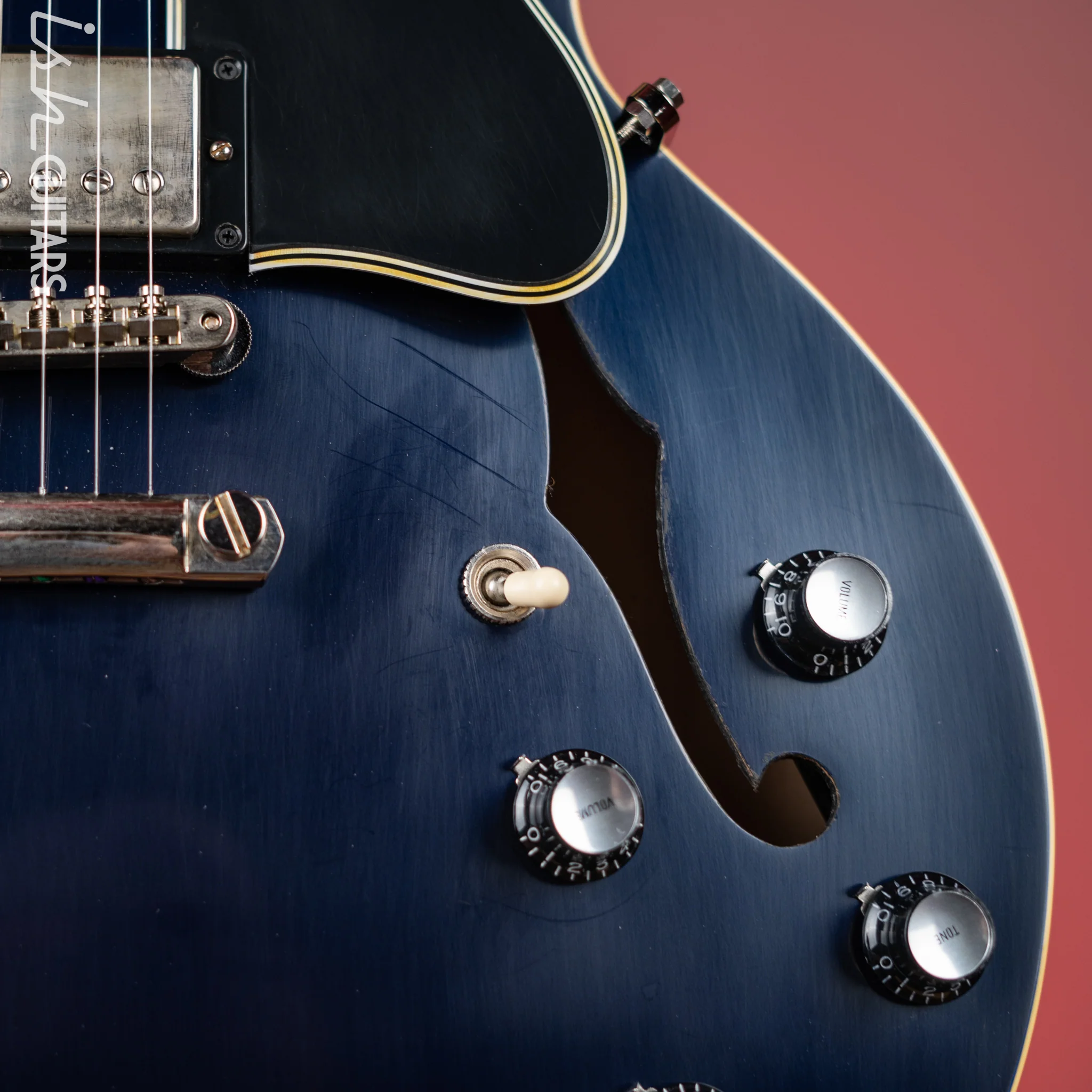 2021 Gibson Custom Shop ‘61 ES-335 Wildwood VOS Candy Apple Blue - Image 7
