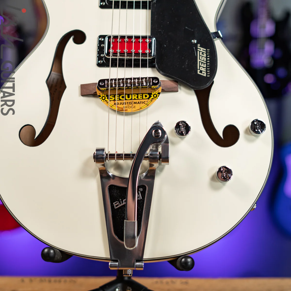 Gretsch G5410T Electromatic “Rat Rod” Hollowbody Vintage White - Demo - Image 4