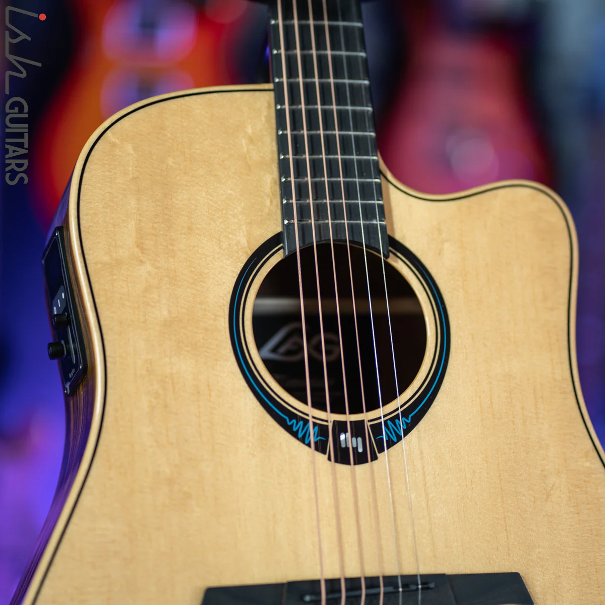 Lâg THV30DCE Dreadnought Hyvibe Tramontane Smart Guitar - Image 6