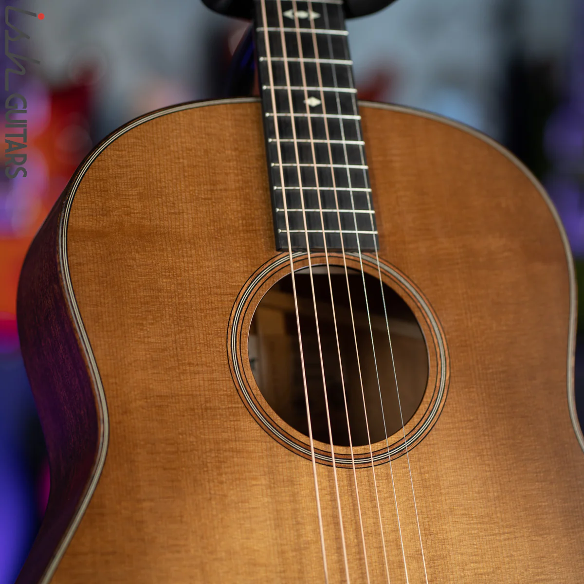 2021 Taylor Builder’s Edition 517e Acoustic Guitar Wild Honey Burst - Image 4