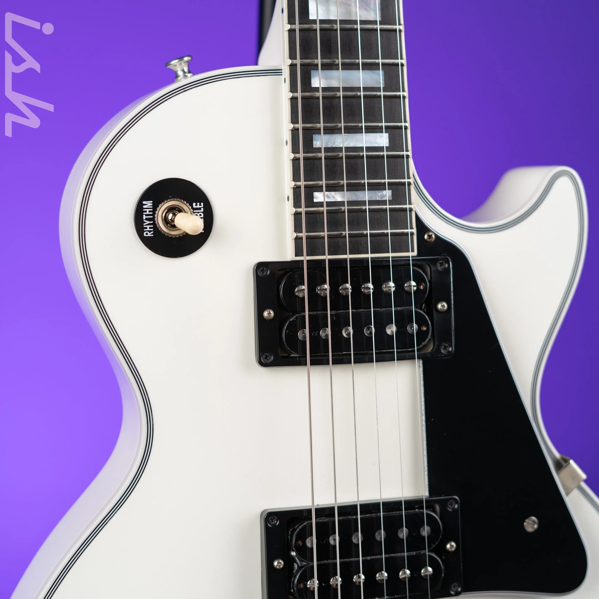 2022 Gibson Les Paul Custom w/ Ebony Fingerboard White Gloss - Image 3