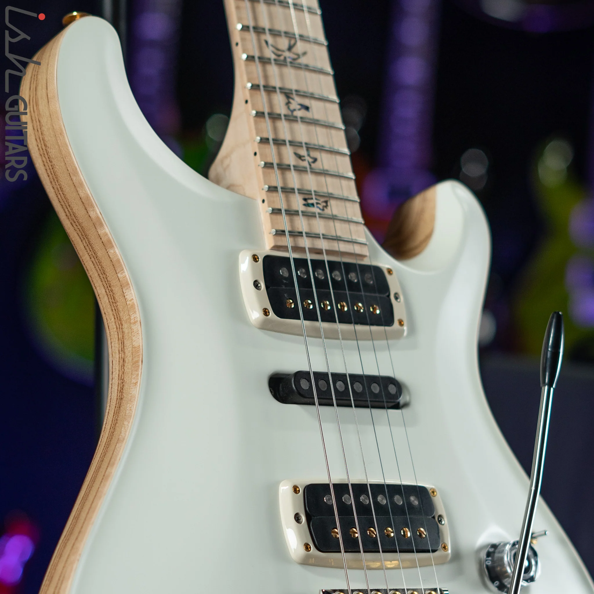 PRS Wood Library Modern Eagle V Satin Antique White - Image 3