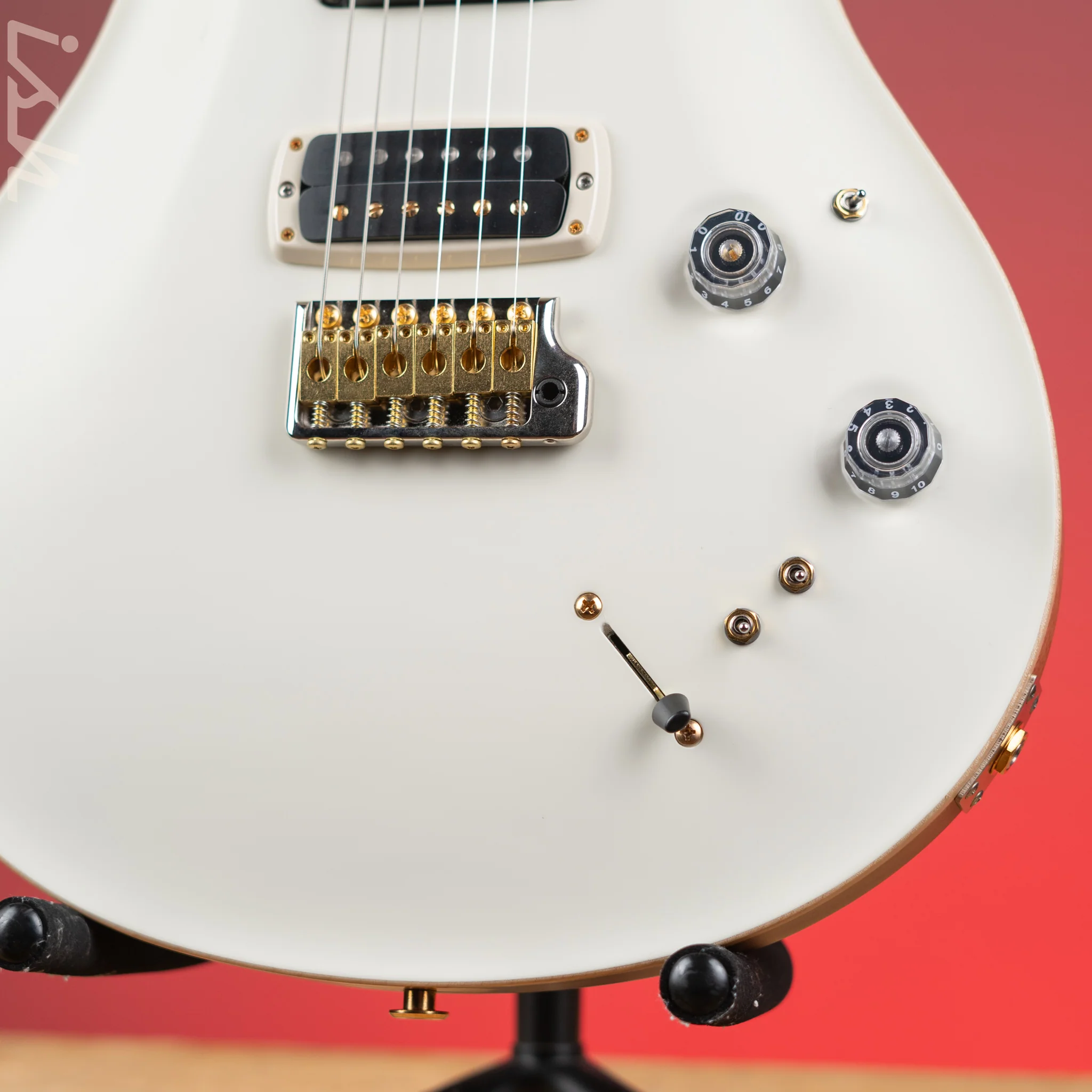 2022 PRS Modern Eagle V White Satin - Image 4