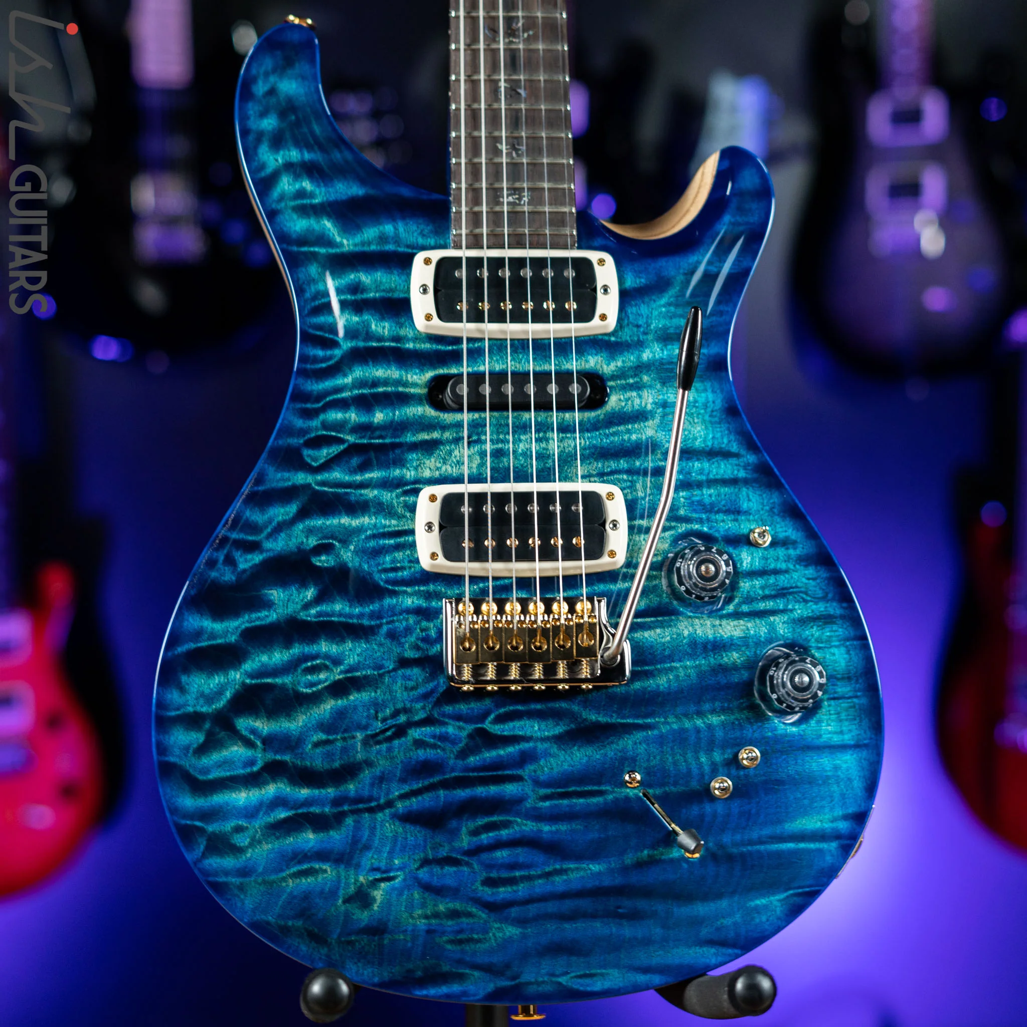 PRS Modern Eagle V Wood Library One Piece Quilt River Blue w/ Blue Burst