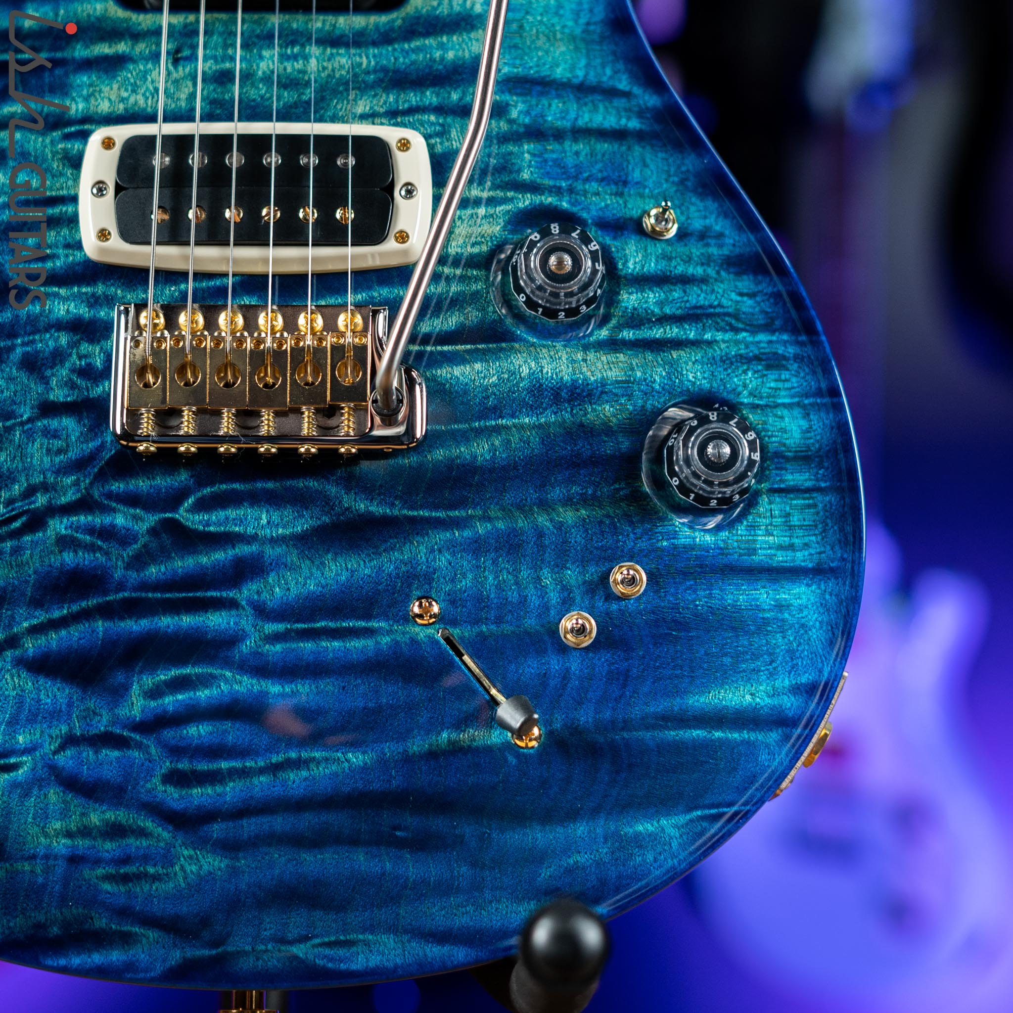 PRS Modern Eagle V Wood Library One Piece Quilt River Blue w/ Blue Burst - Image 4