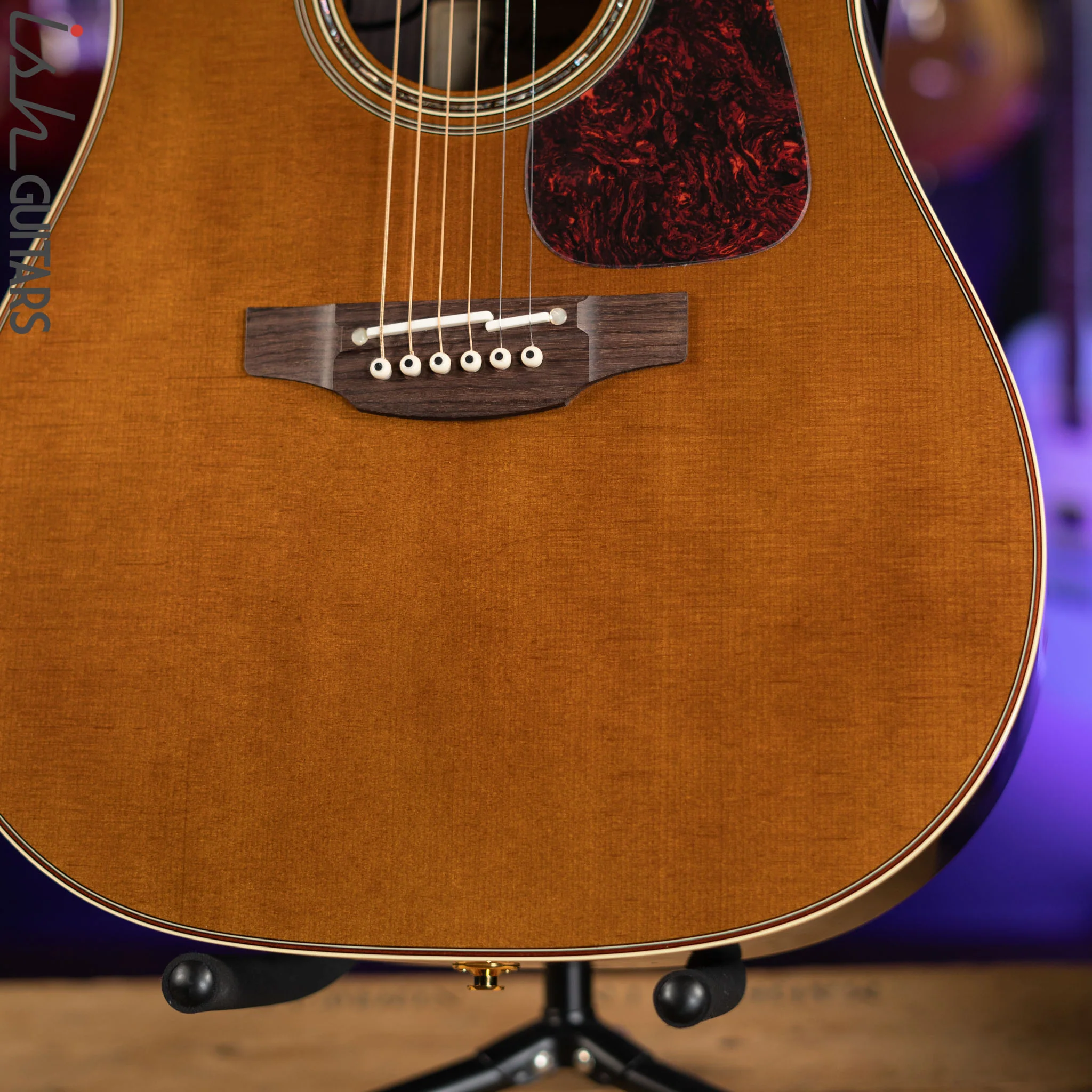 Takamine P5DC Dreadnought Whiskey Brown - Image 4