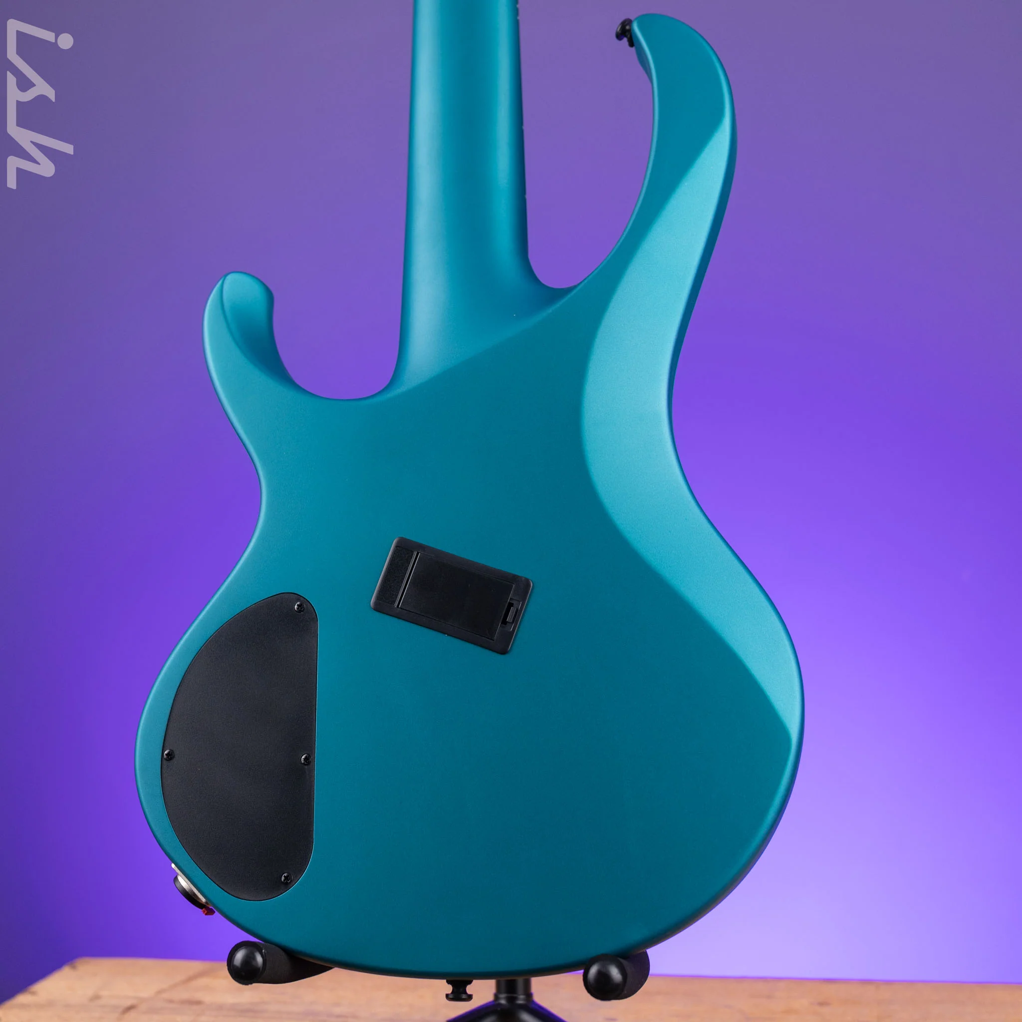 Ibanez BTB605MS Multi-Scale 5-String Bass Cerulean Aura Burst Matte Demo - Image 10