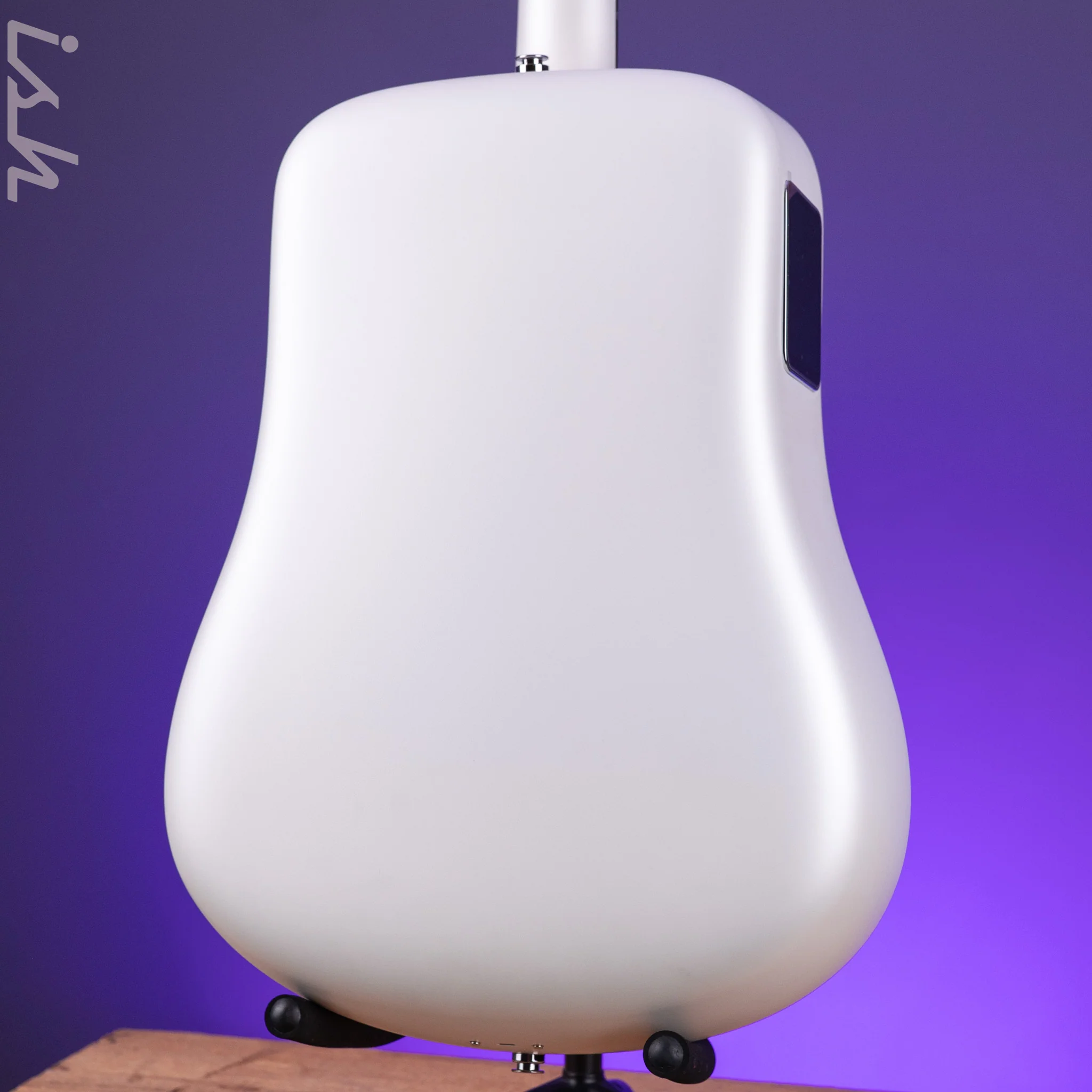 2023 LAVA ME 4 Carbon 38" Smart Acoustic-Electric Guitar White (w/ Airflow Bag) - Image 10