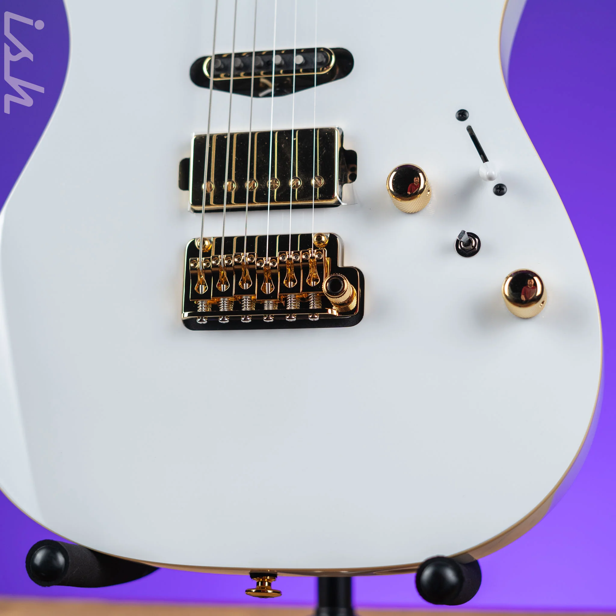 Ibanez LB1 Lari Basilio Signature Prestige Electric Guitar White - Image 4