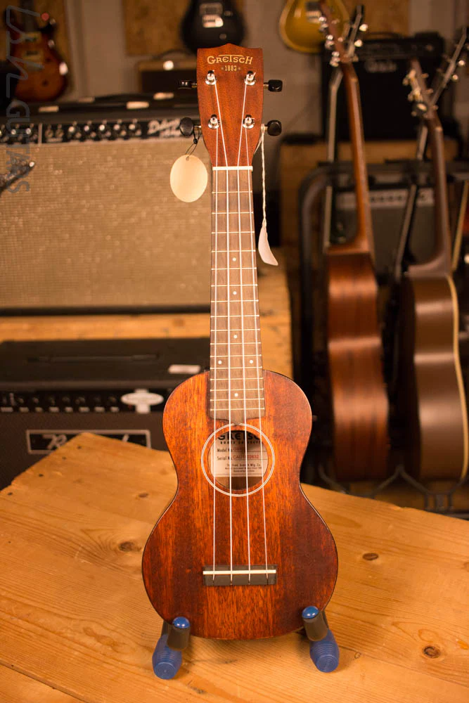Gretsch G9100 Soprano Ukulele w/ bag - Image 2