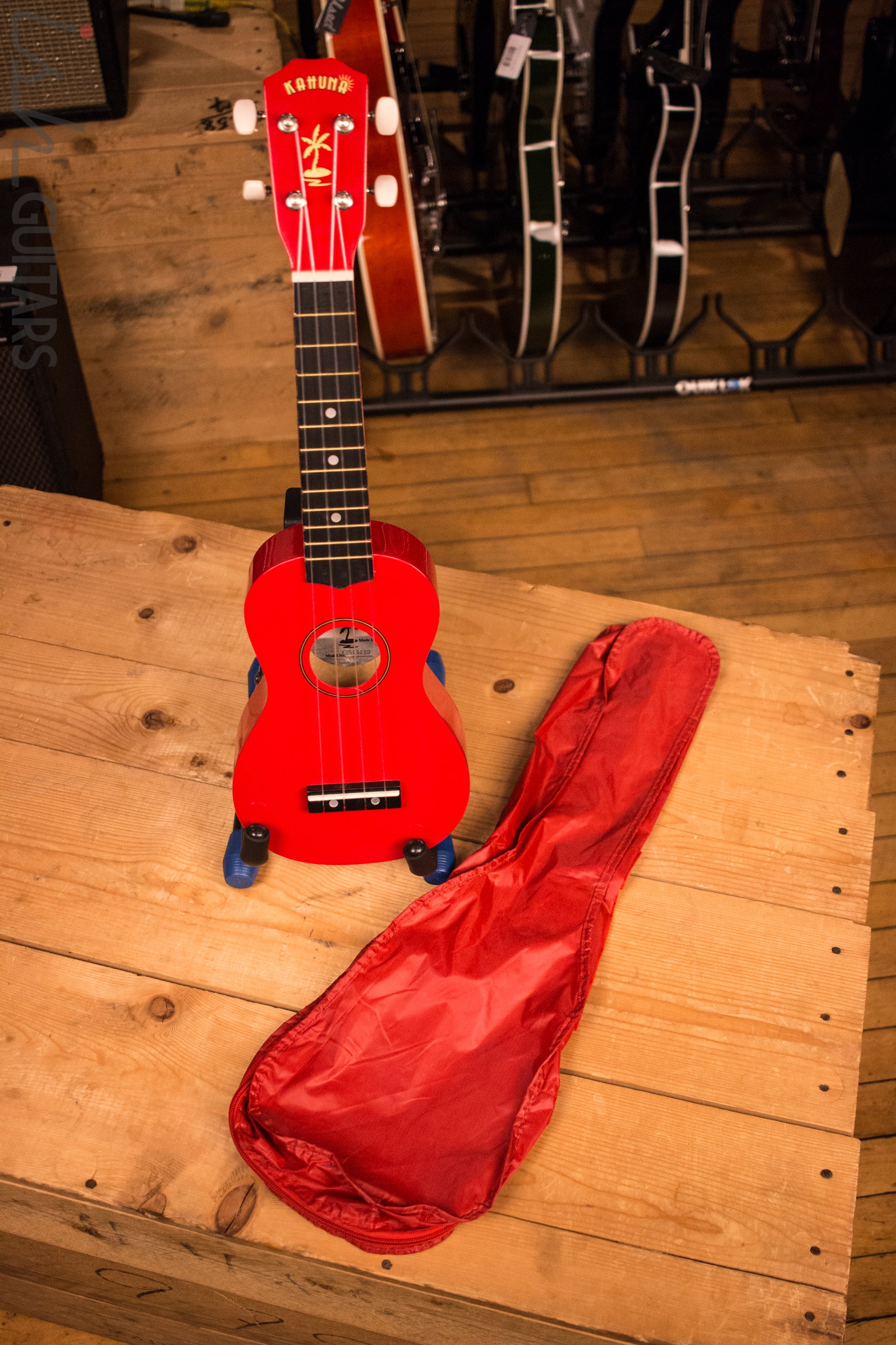 Kahuna Ukulele Red - Image 4