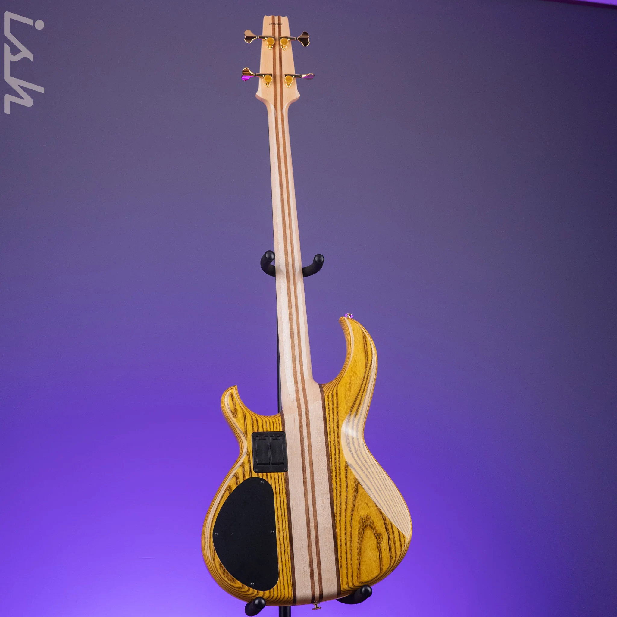 Aria Pro II SB-1000 4-String Bass Natural Oak Demo - Image 6