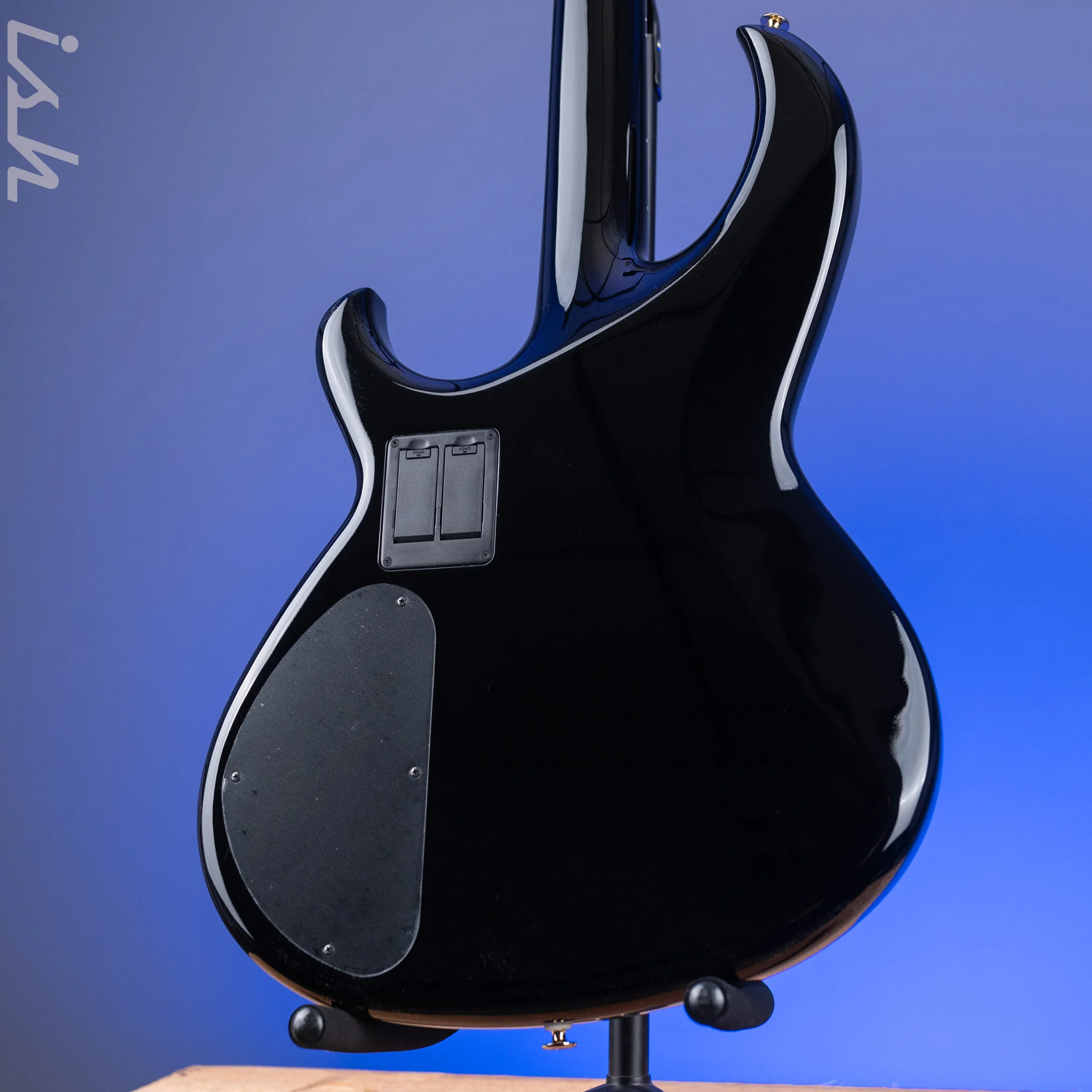 Aria Pro II SB-1000 4-String Bass Solid Black - Image 8