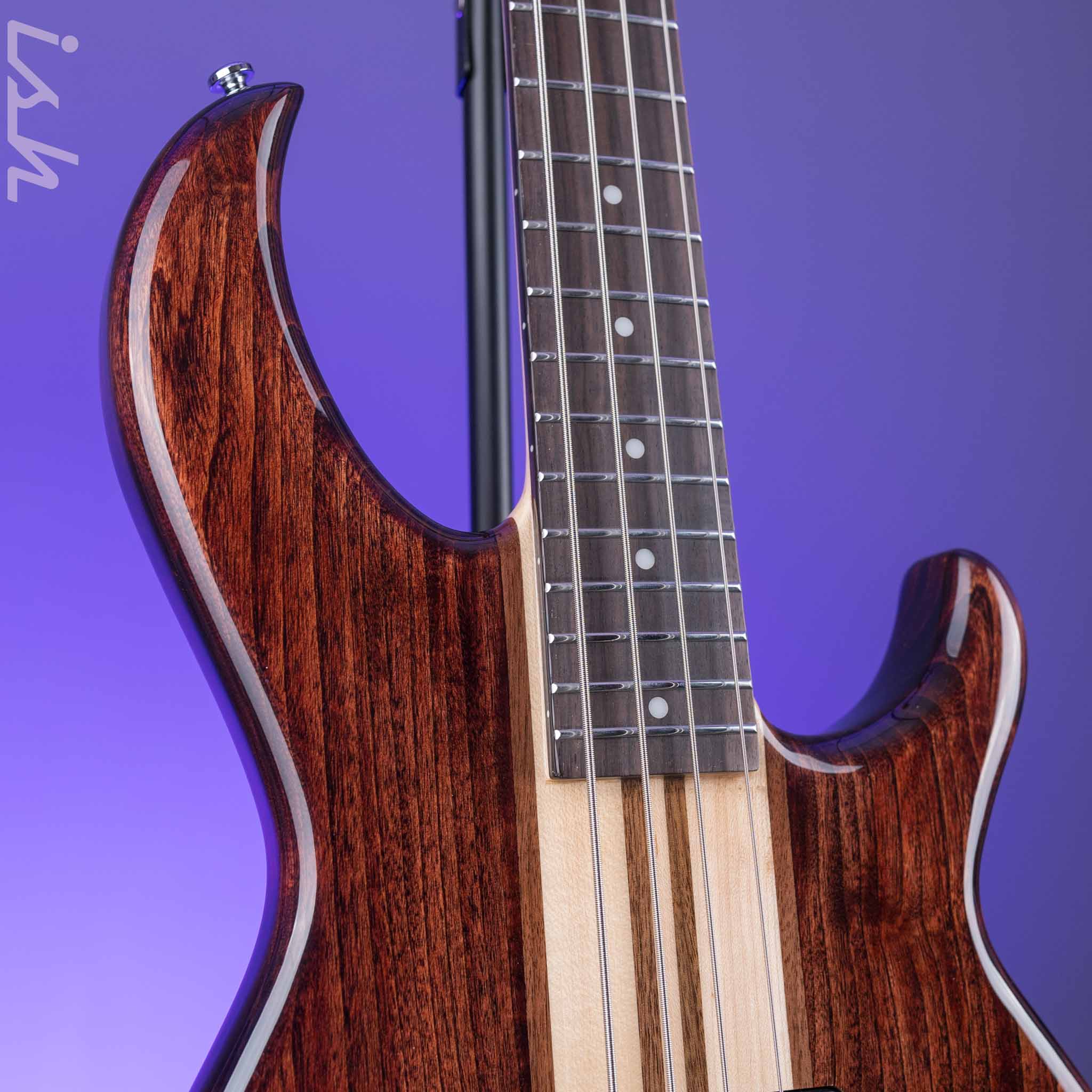 Aria Pro II SB-700 Walnut - Image 3