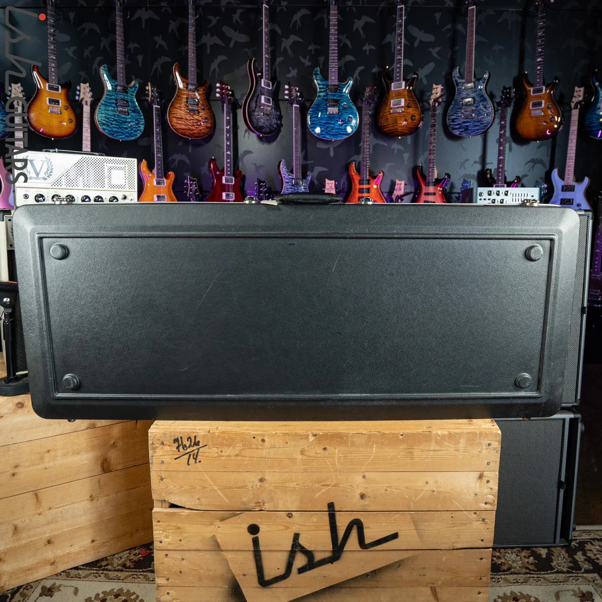 B.C. Rich Warlock Molded Case Black - Image 2