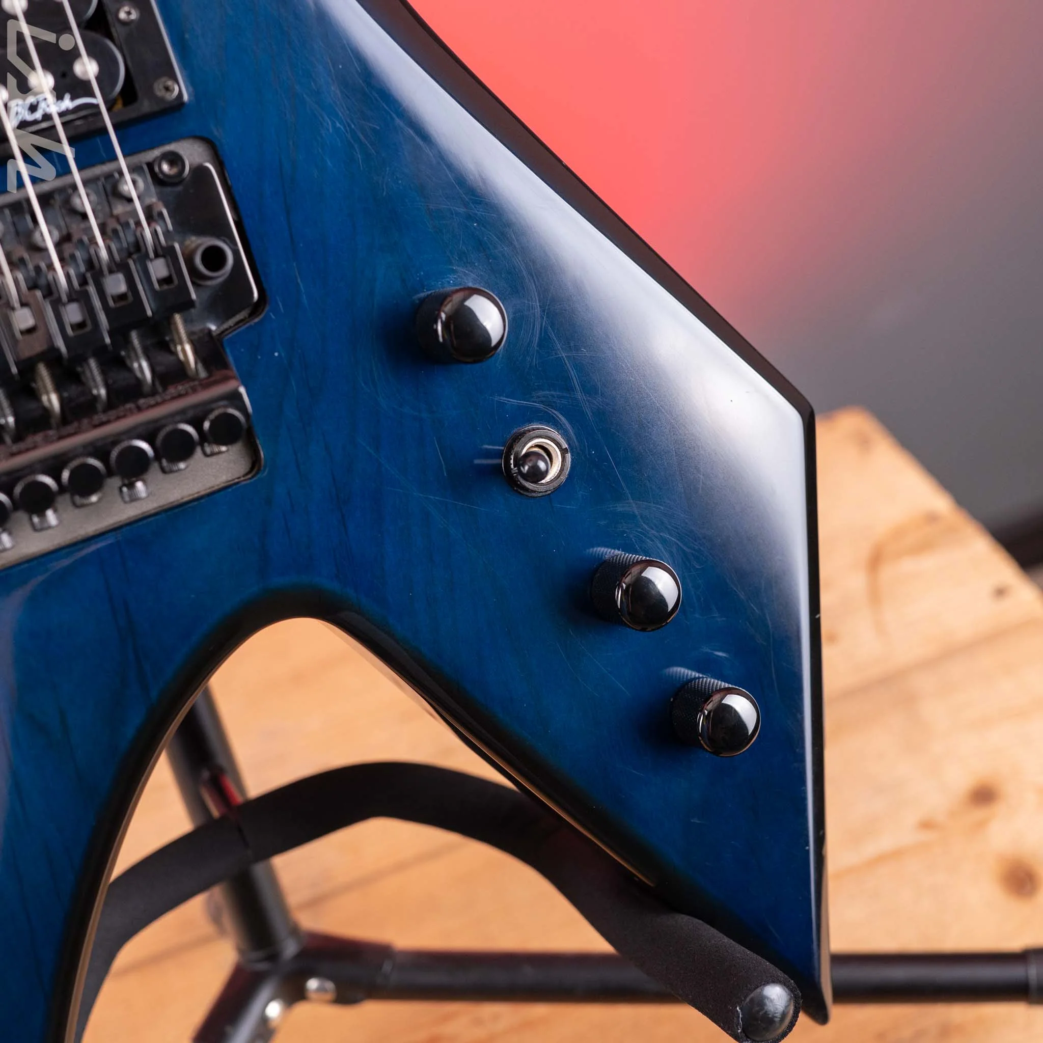 BC Rich Warlock Blue - Image 8