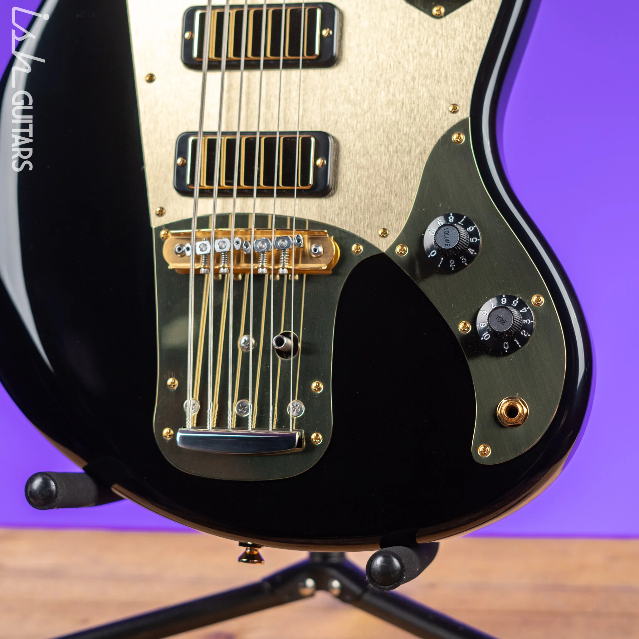 Bilt Relevator Bass VI 6-String Bass Guitar Black w/ Gold Plates - Image 4