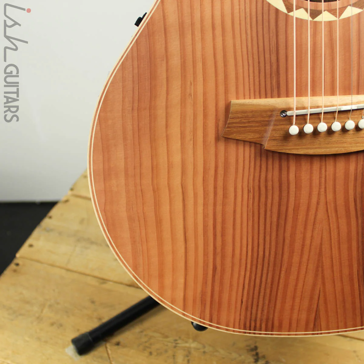 Cole Clark Angel AN2EC-RDBLSB Redwood Top w/ Blackwood Back and Sides - Image 4