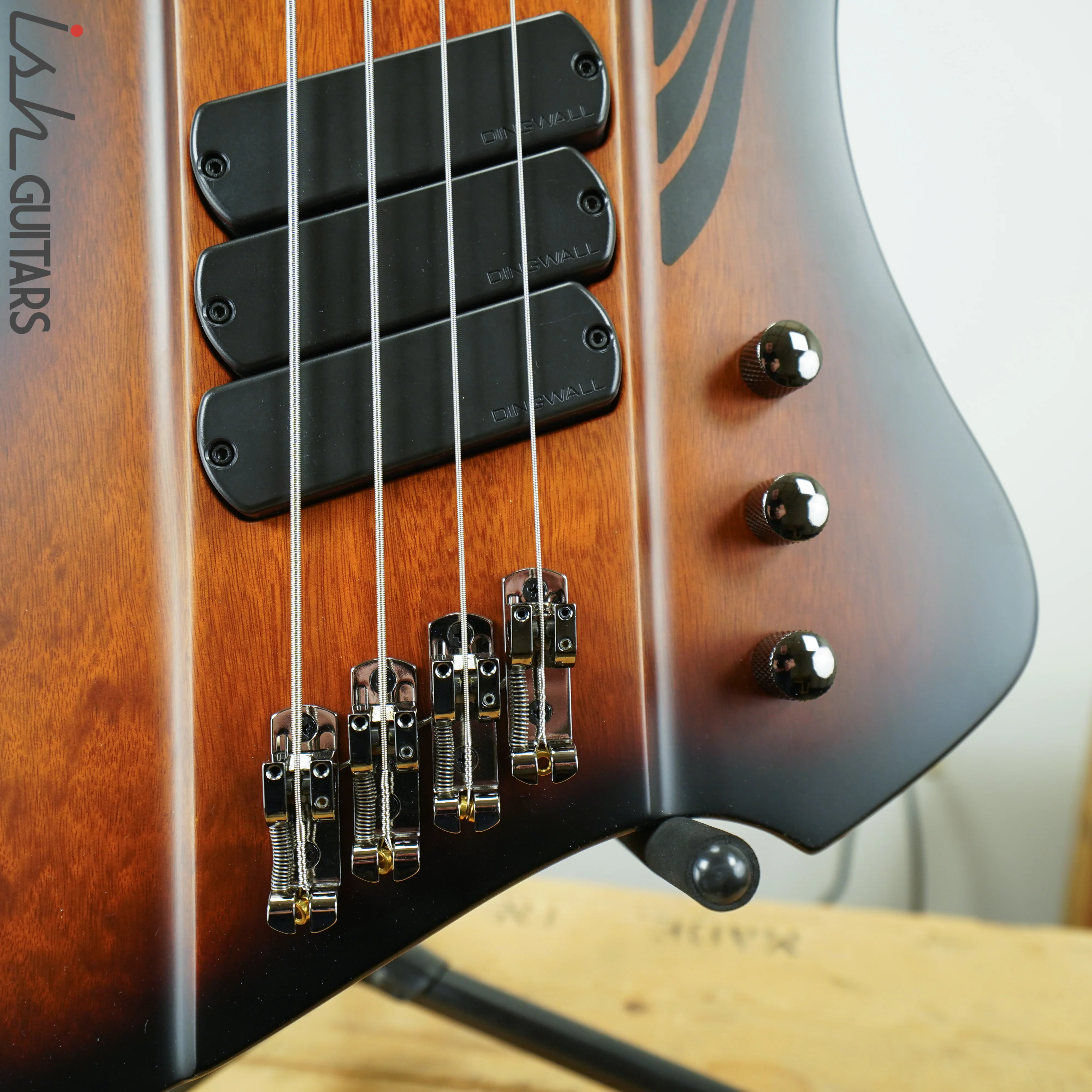 2020 Dingwall D-Roc Standard Vintage Burst - Image 4