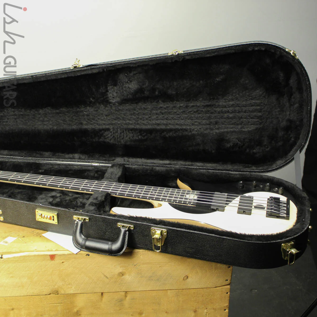 2018 Fodera Yin Yang 5 Standard Bass Guitar Limited Edition - Image 11