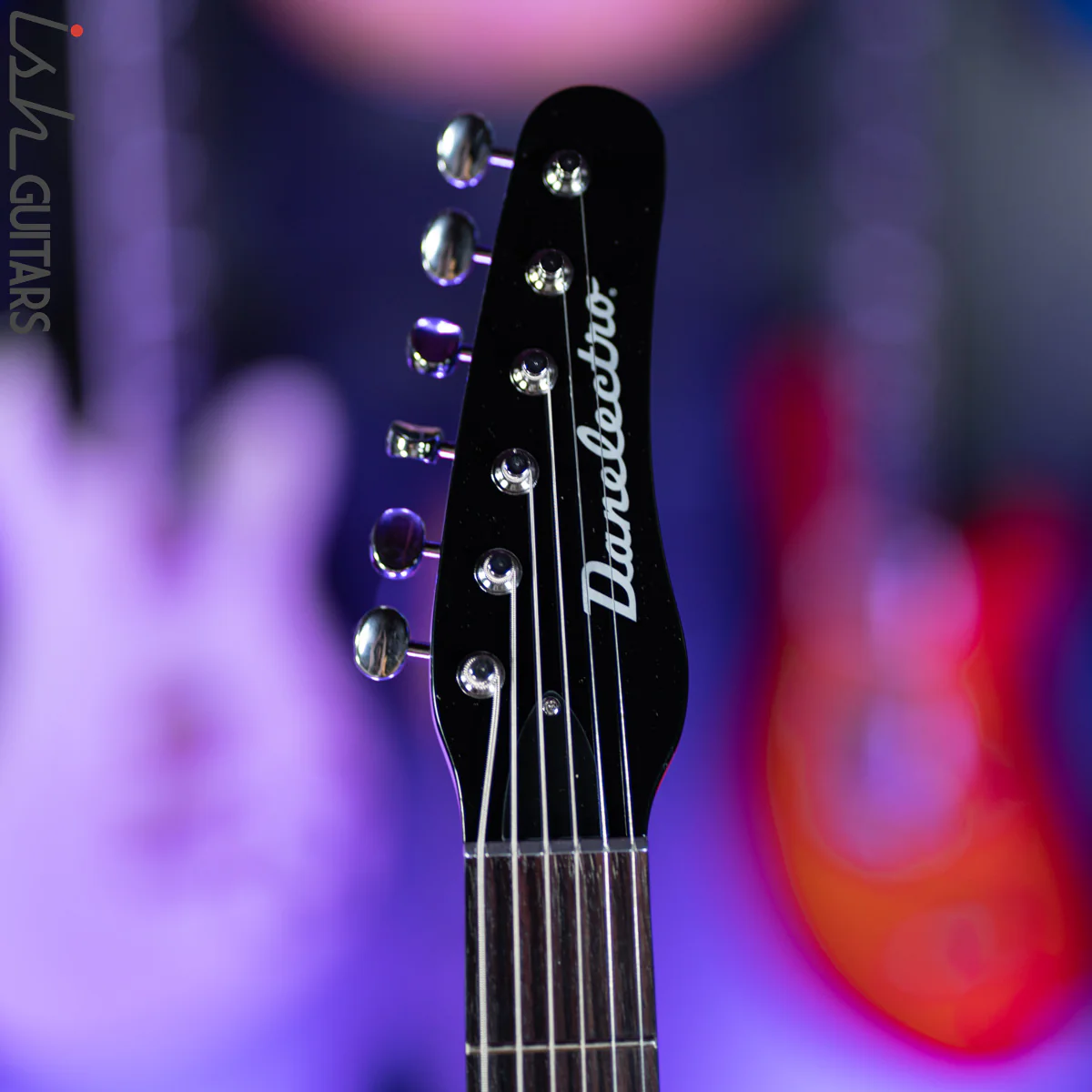 Danelectro '56 Baritone Red Burst - Image 6