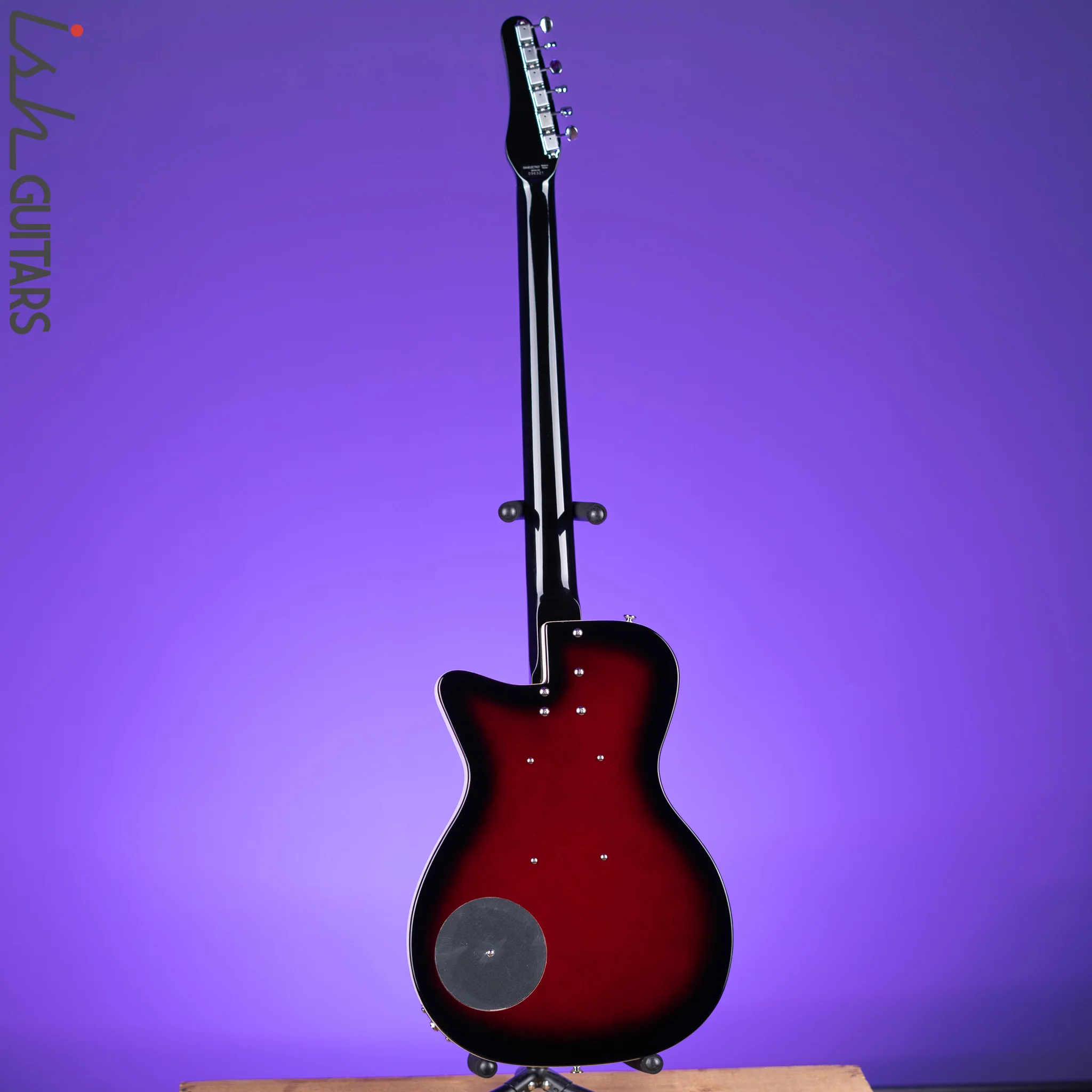 Danelectro '56 Singlecut Baritone Red Burst DEMO - Image 6