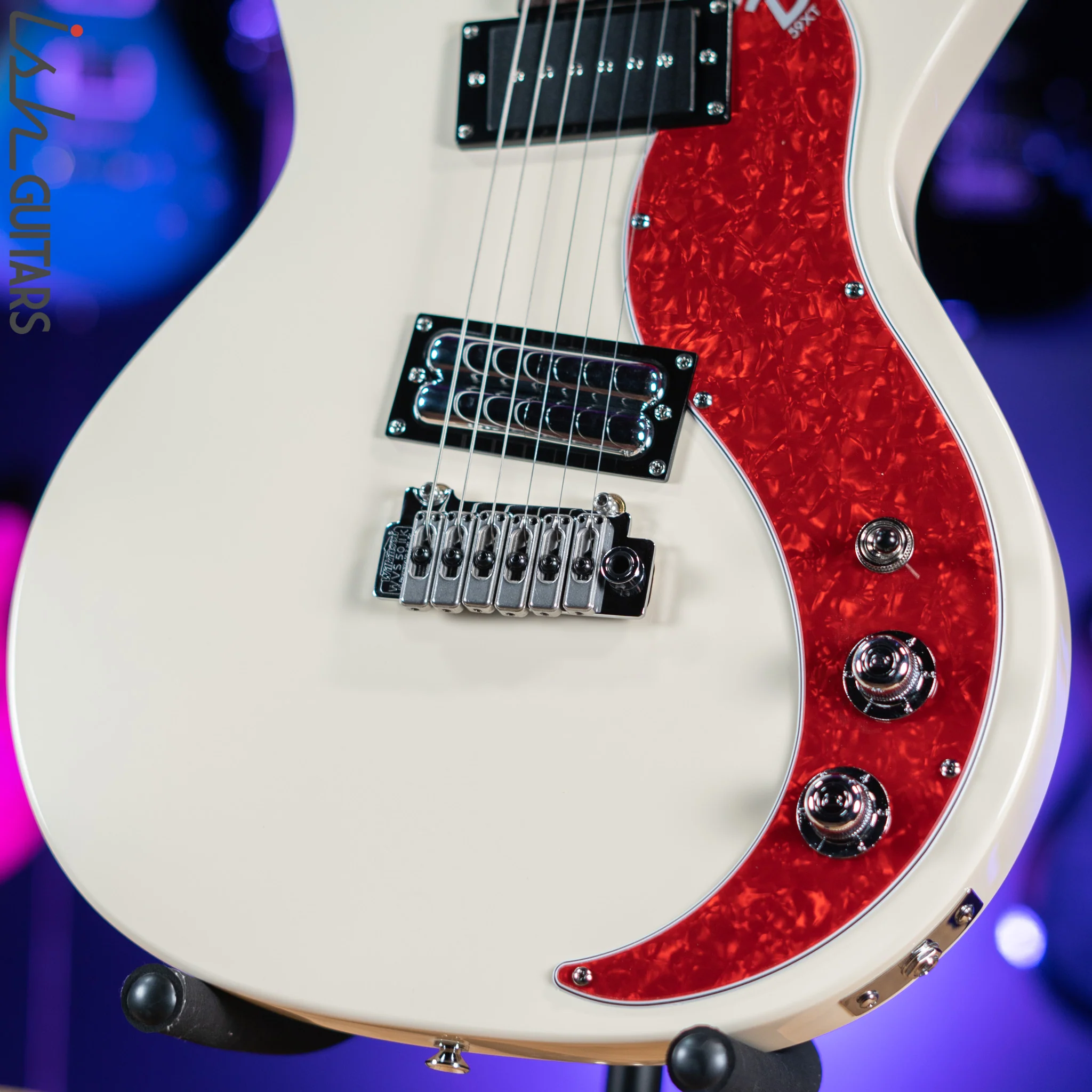 Danelectro '59XT Electric Guitar Vintage Cream - Image 3