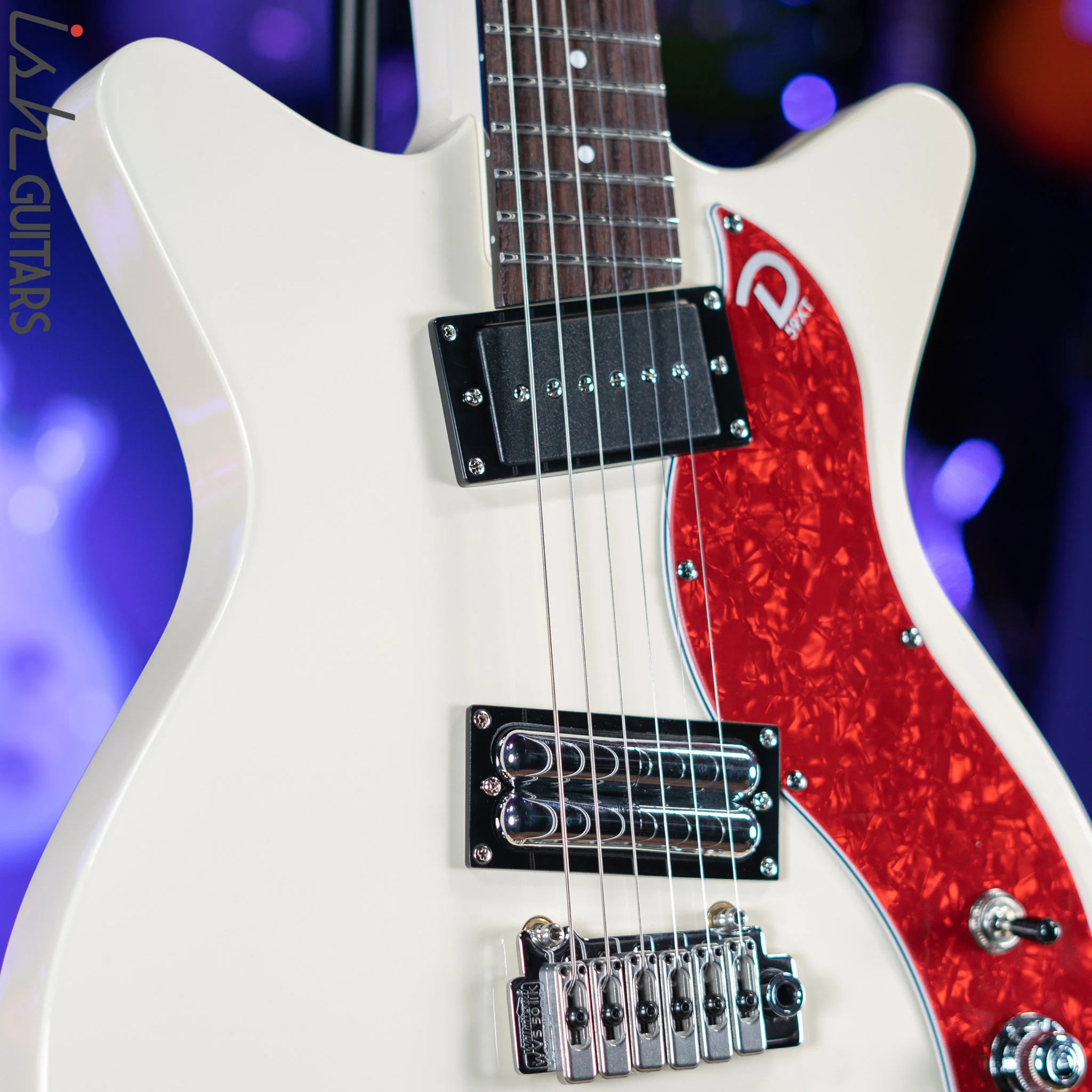 Danelectro '59XT Electric Guitar Vintage Cream Demo - Image 3