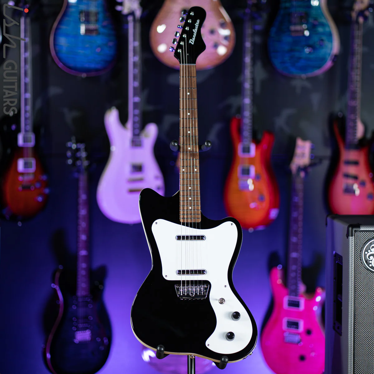 Danelectro '67 Dano Electric Guitar Black - Image 3