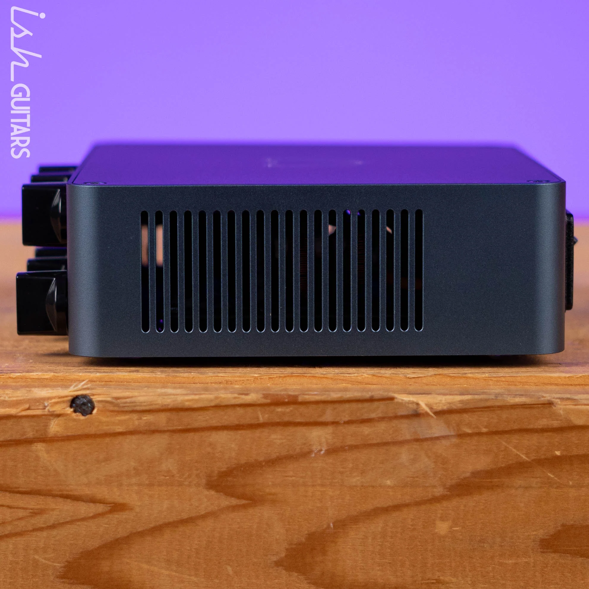Darkglass Alpha Omega 200 - 200W Bass Amp Head - Image 4