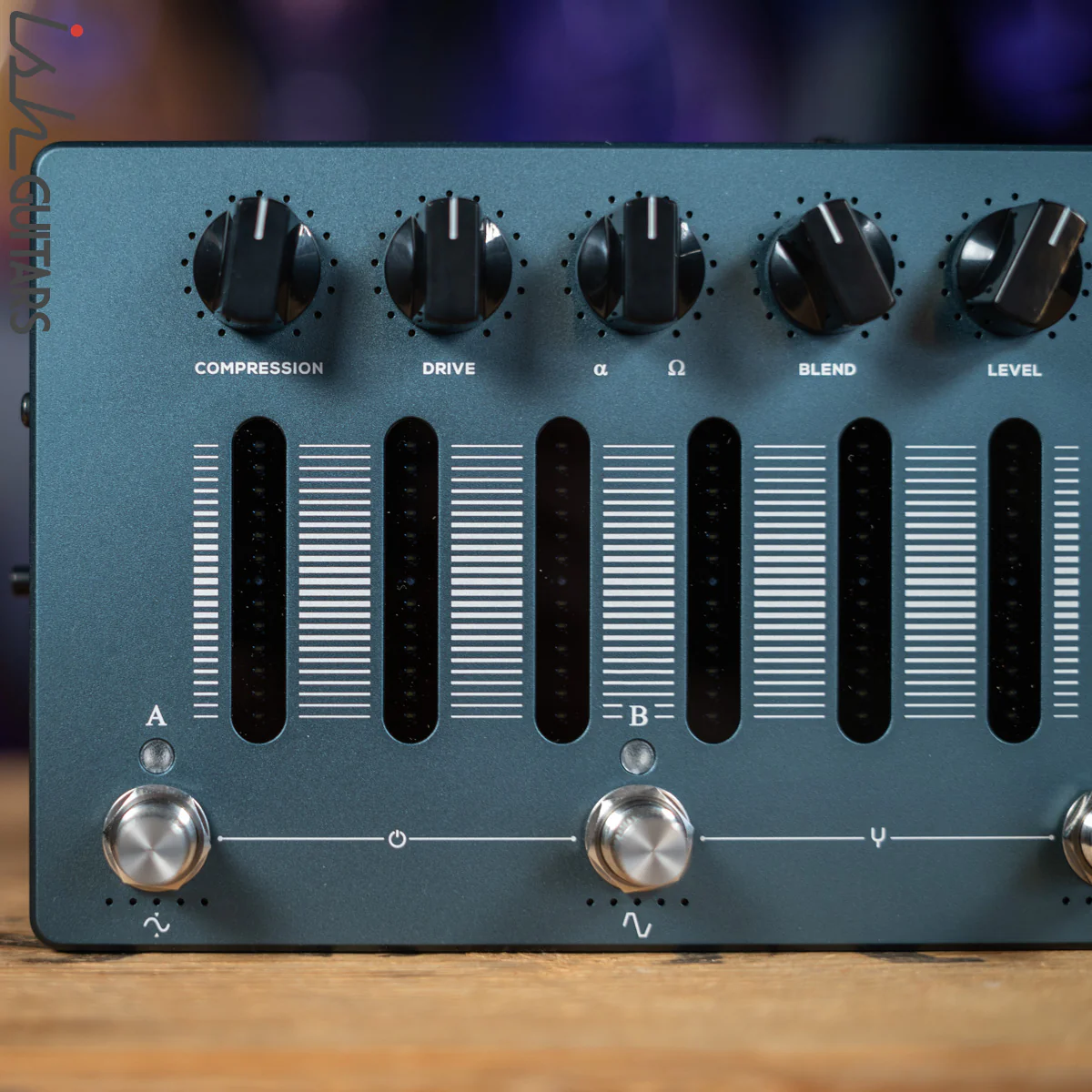 Darkglass Electronics Alpha-Omega Photon Bass Distortion/Preamp Pedal - Demo - Image 4