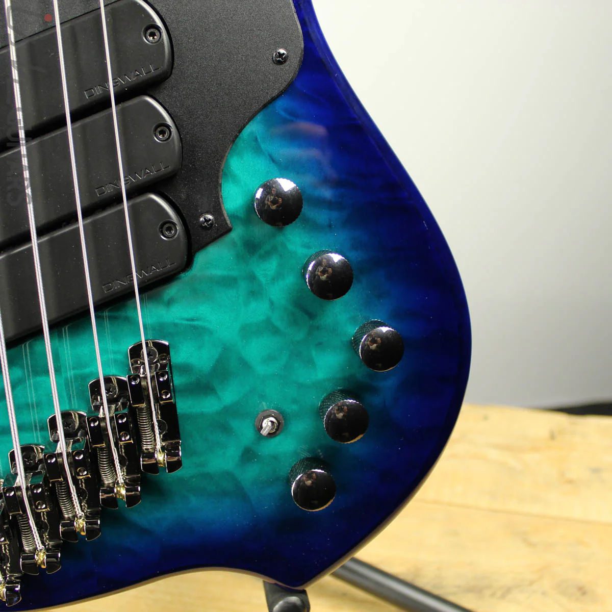 Dingwall Combustion 3-PUP 5-string Whalepoolburst Swamp Ash Body - Image 4