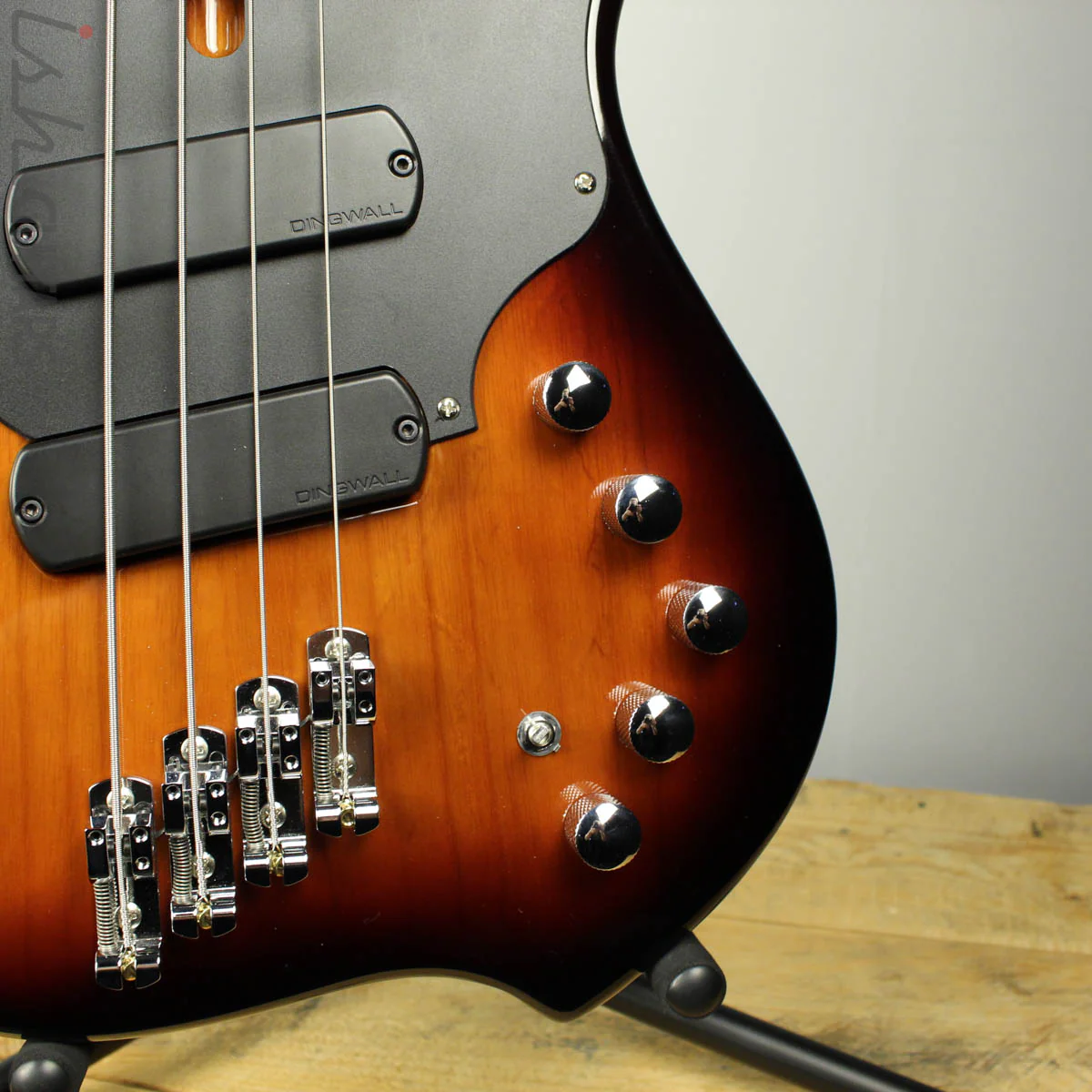 Dingwall Combustion 4-String Vintageburst Bass - Image 3