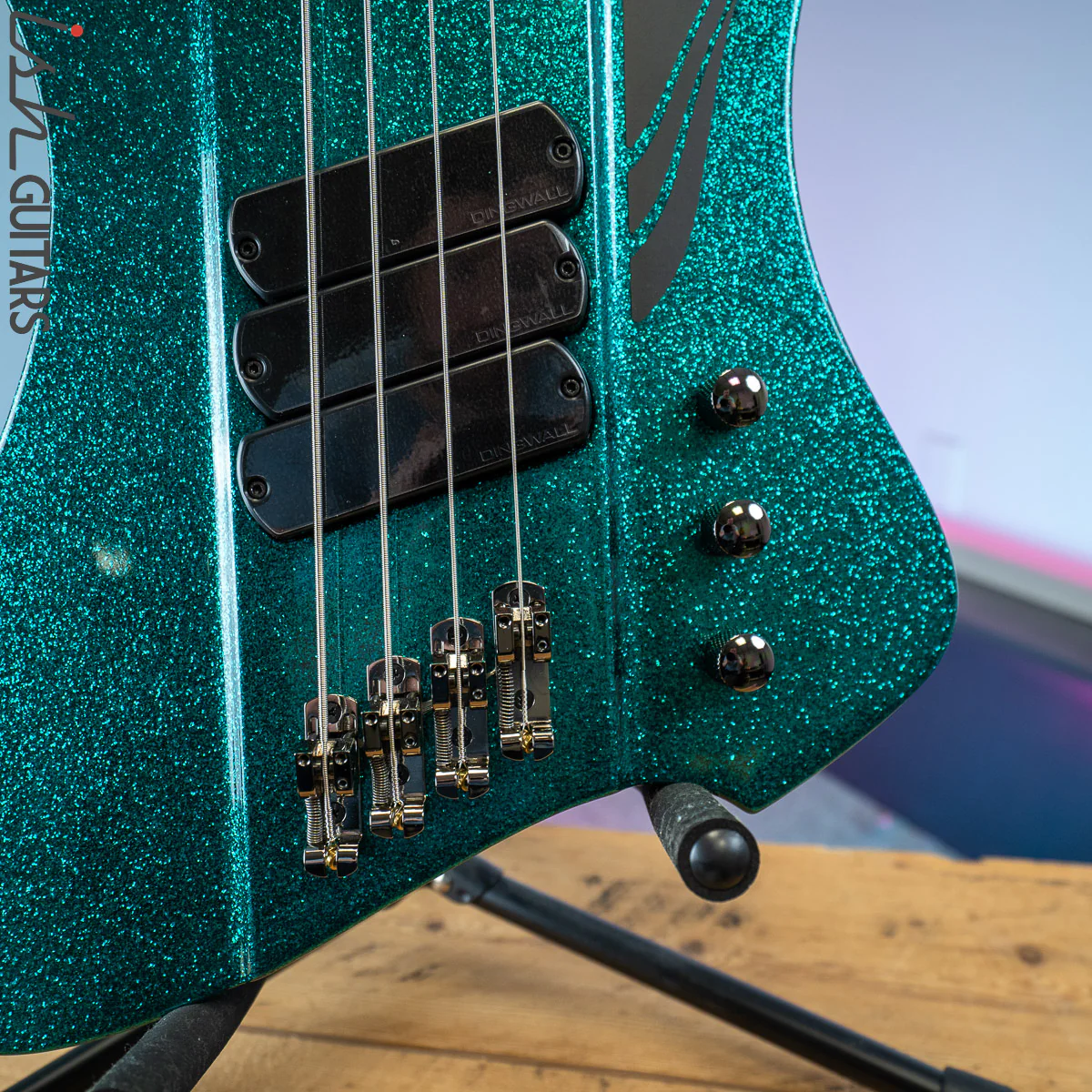Dingwall D-ROC Standard 4-String Bass Aquamarine Metalflake - Image 4
