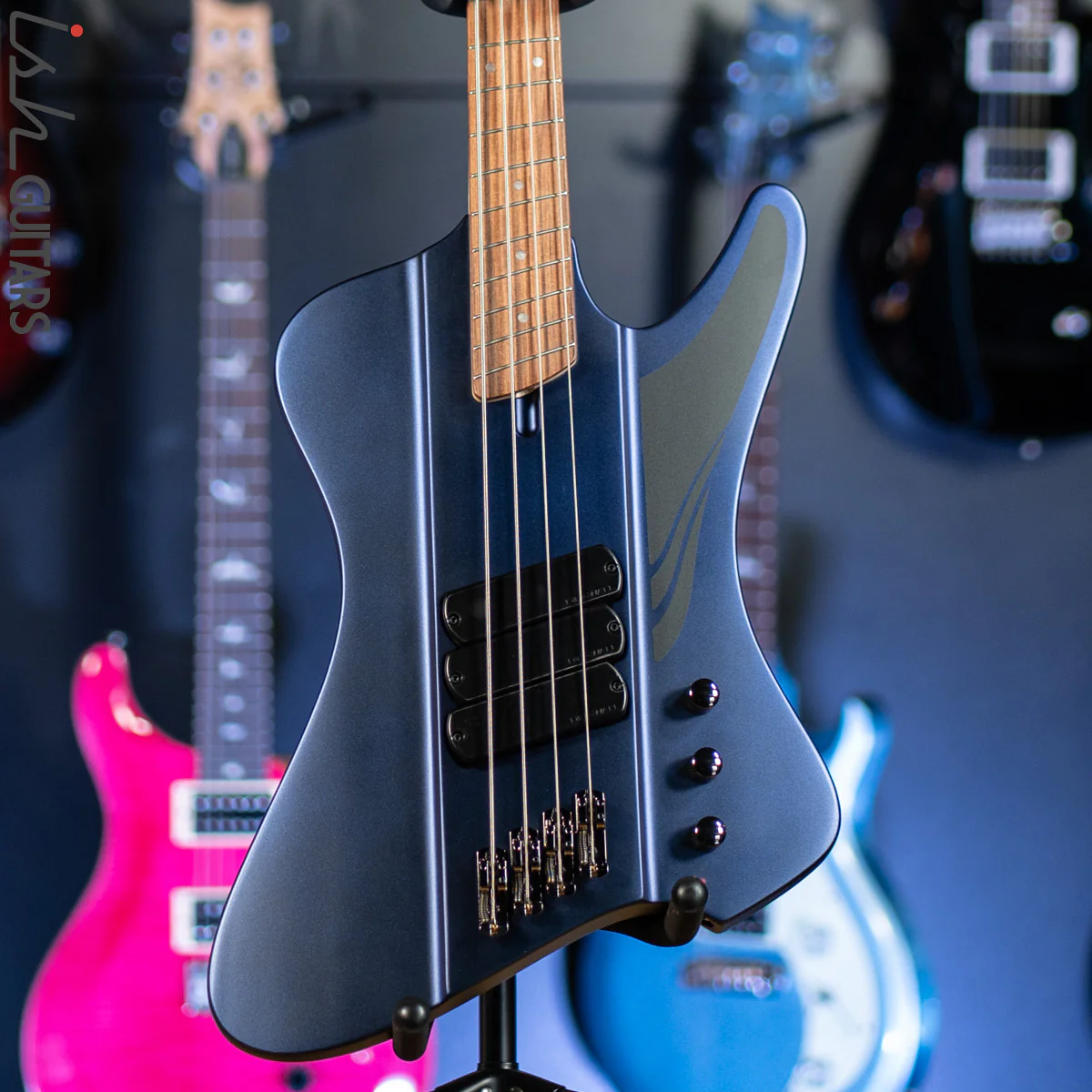Dingwall D-Roc Standard 4-String Matte Blue to Purple Colorshift