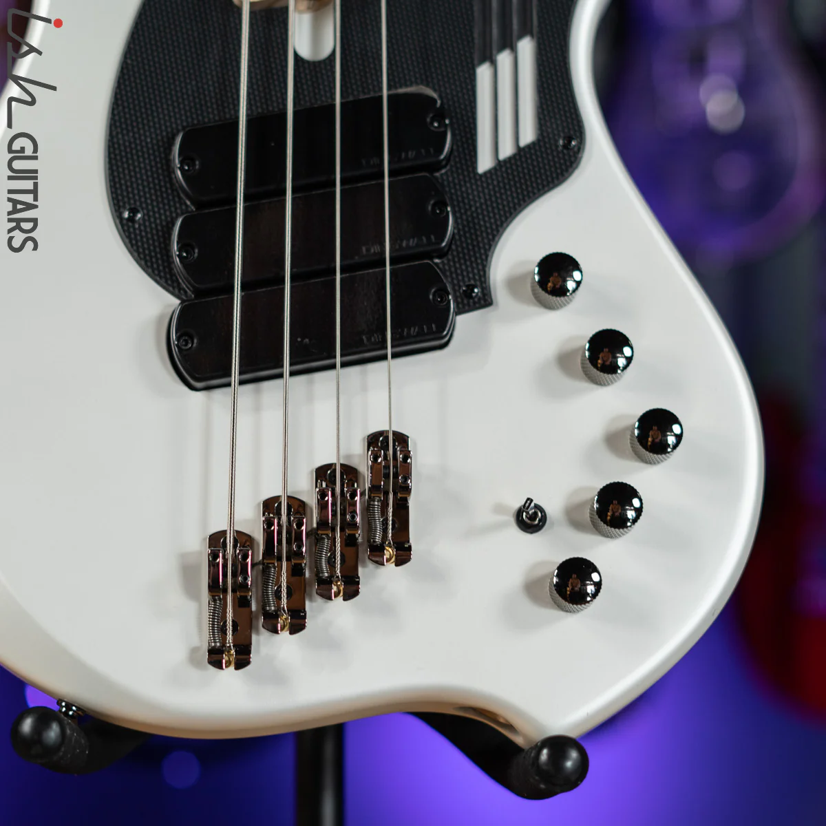 Dingwall NG-3 4-String Bass Ducati Pearl White - Image 4