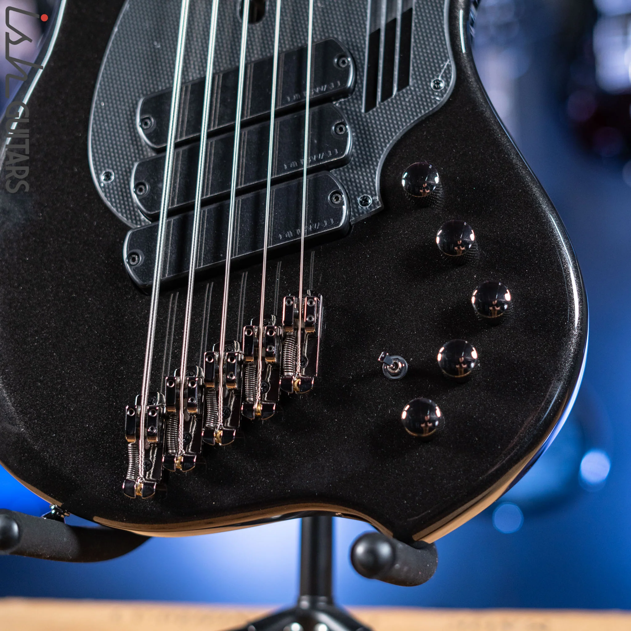 Dingwall NG-3 5-String Bass Metallic Black Gloss - Image 4