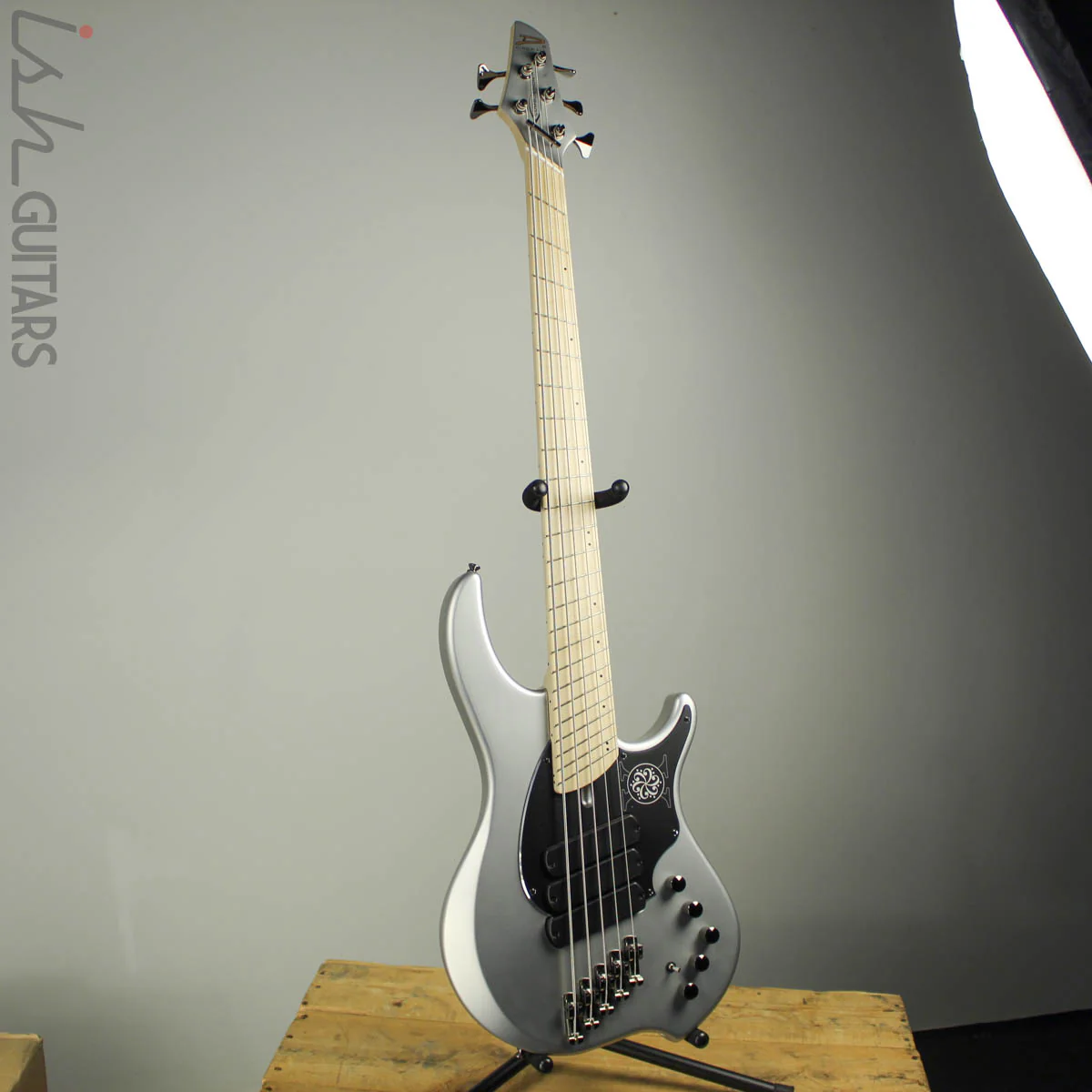 Dingwall NG3 Darkglass 10th Anniversary Limited Edition B-STOCK - Image 2