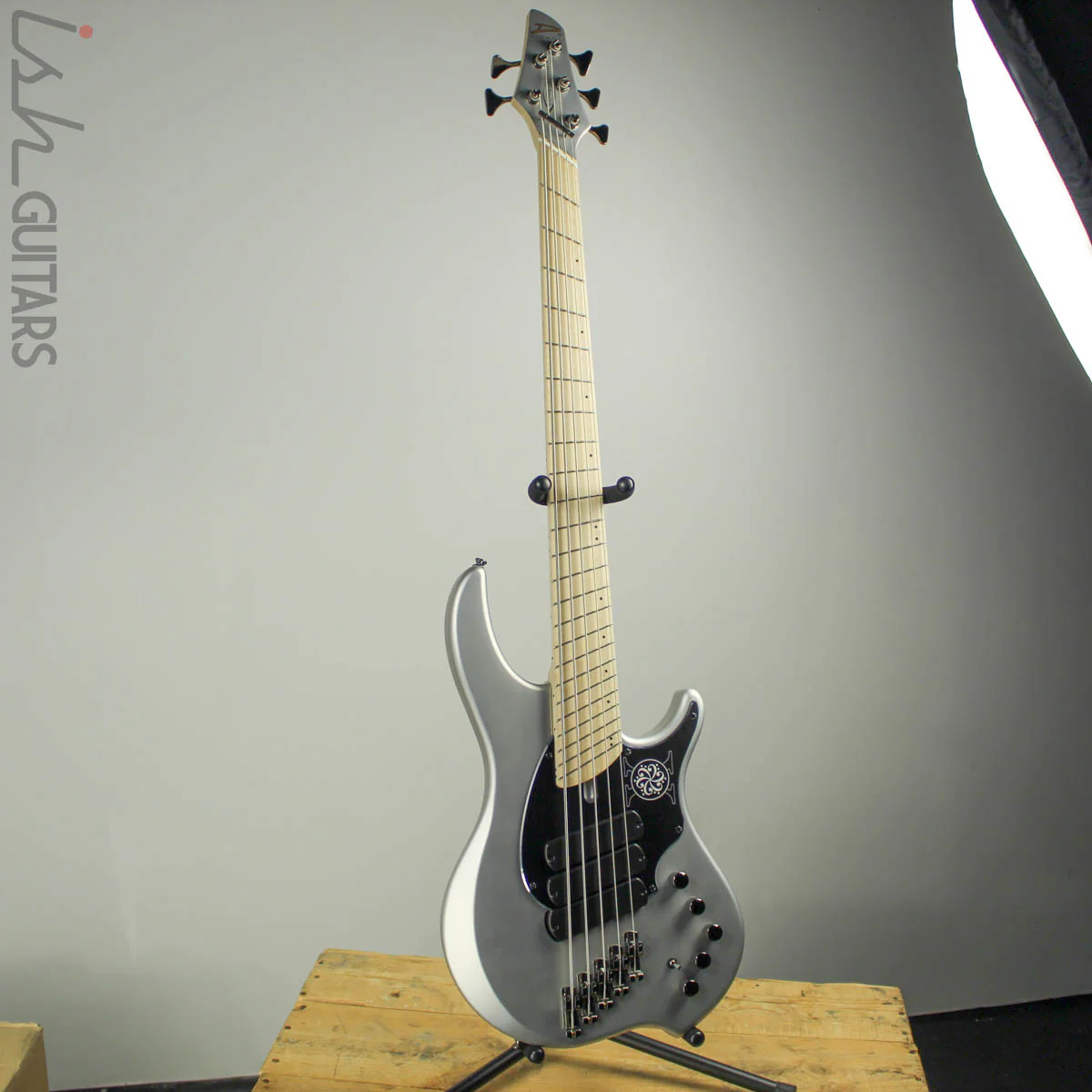 Dingwall NG3 Darkglass 10th Anniversary Limited Edition B-STOCK - Image 2