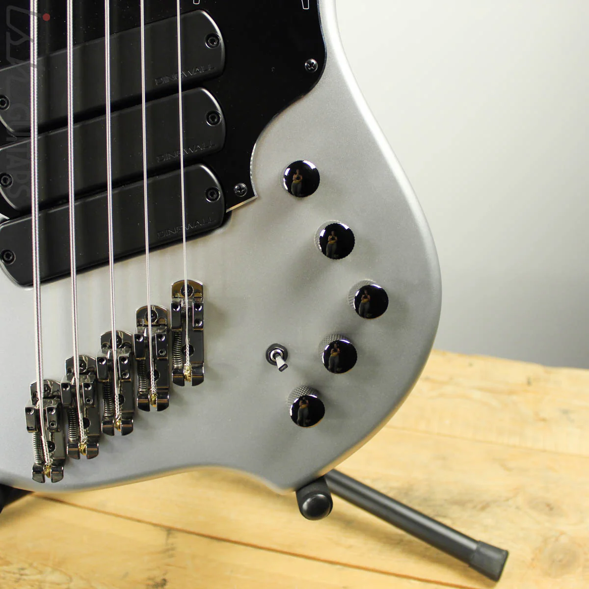 Dingwall NG3 Darkglass 10th Anniversary Limited Edition B-STOCK - Image 3