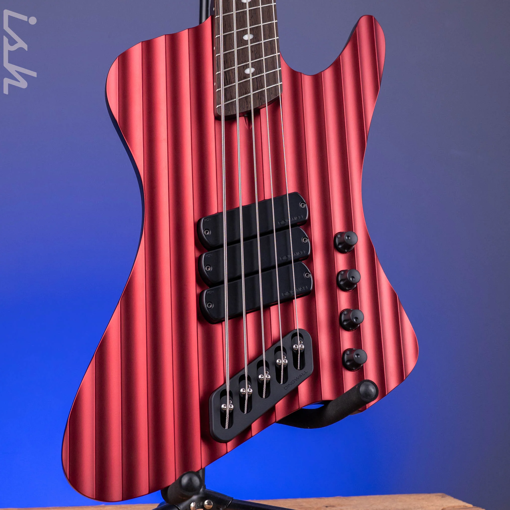Dingwall Rob van der Loo Signature D-Roc Custom 5-String Bass Matte Candy Pearl Wild Cherry