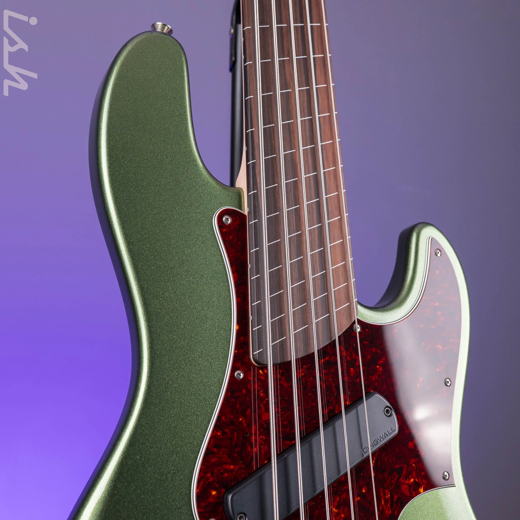 Dingwall Super J 5-string Fretless Metallic Green - Image 4