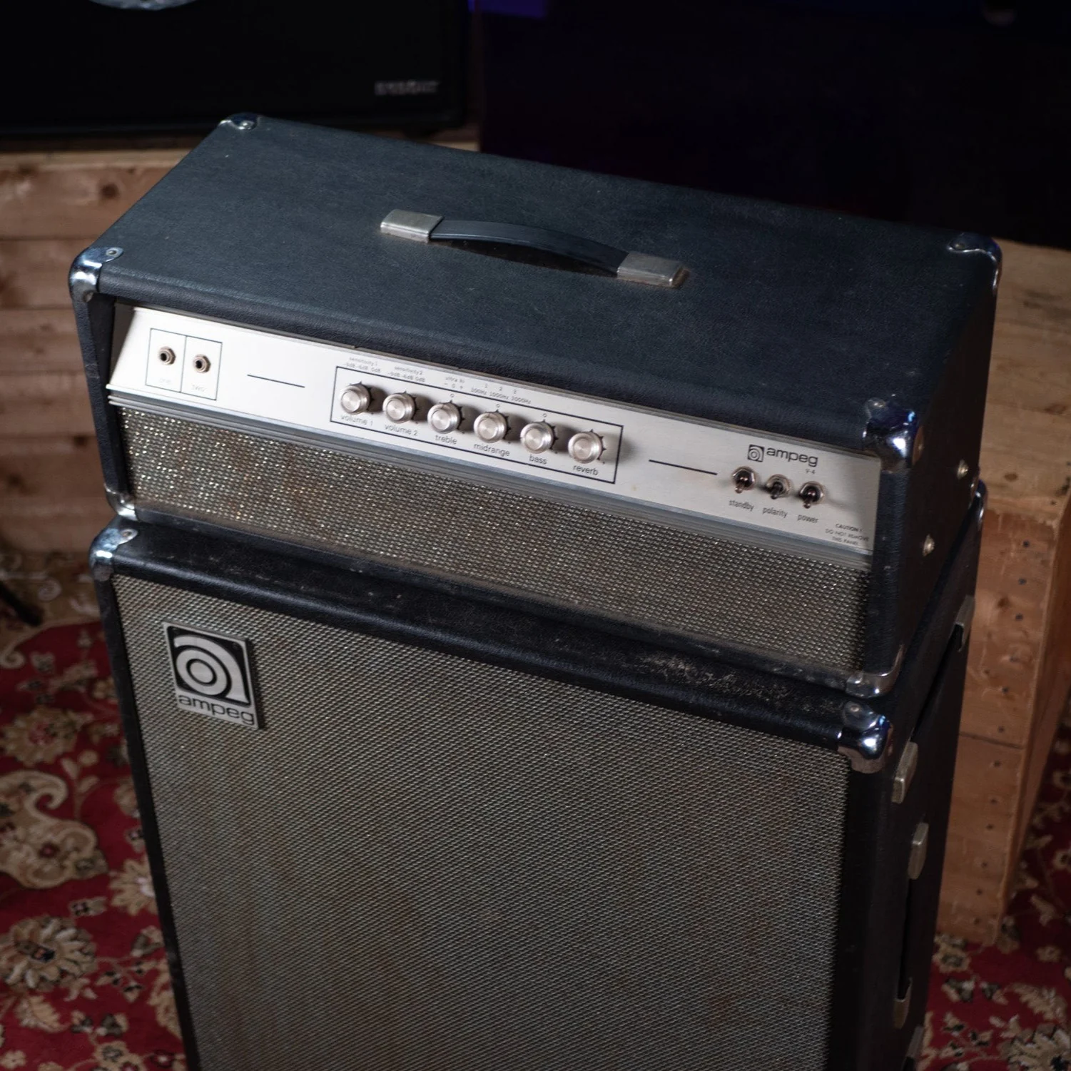Early 1970s Ampeg V-4 Guitar/Bass Amplifier Head and Cabinet w/ Reverb - Image 6