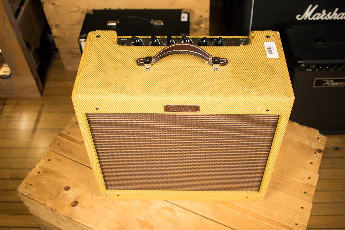 Fender Blues Junior Jr. Tweed Tube Amplifier - Image 2