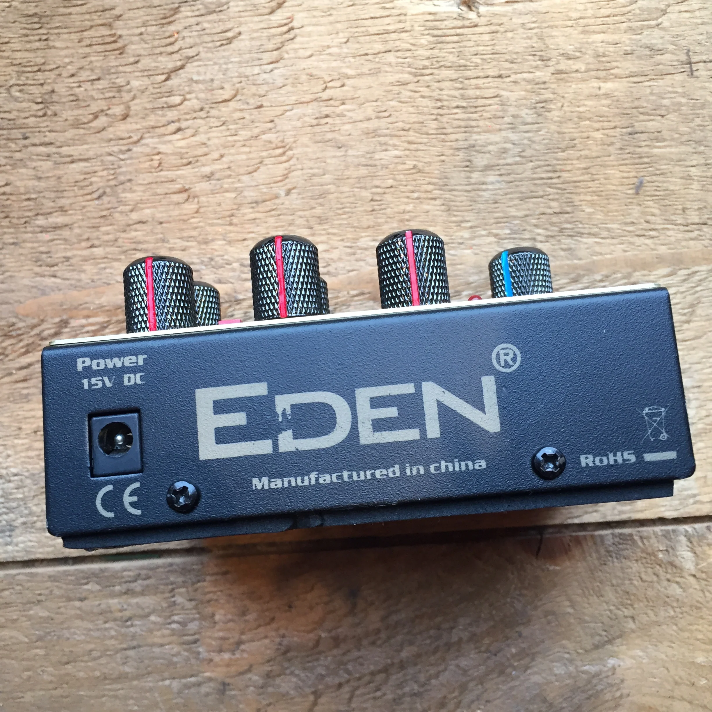 Eden World Tour DI/Bass Preamp Pedal - Image 2