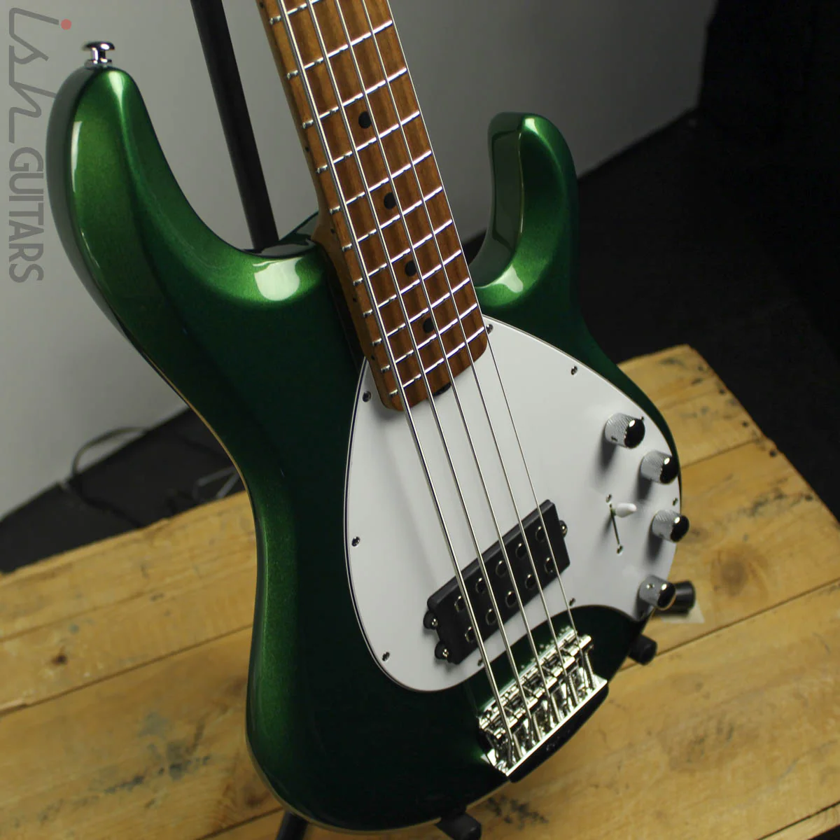 Ernie Ball Music Man StingRay 5 Special Charging Green - Image 7