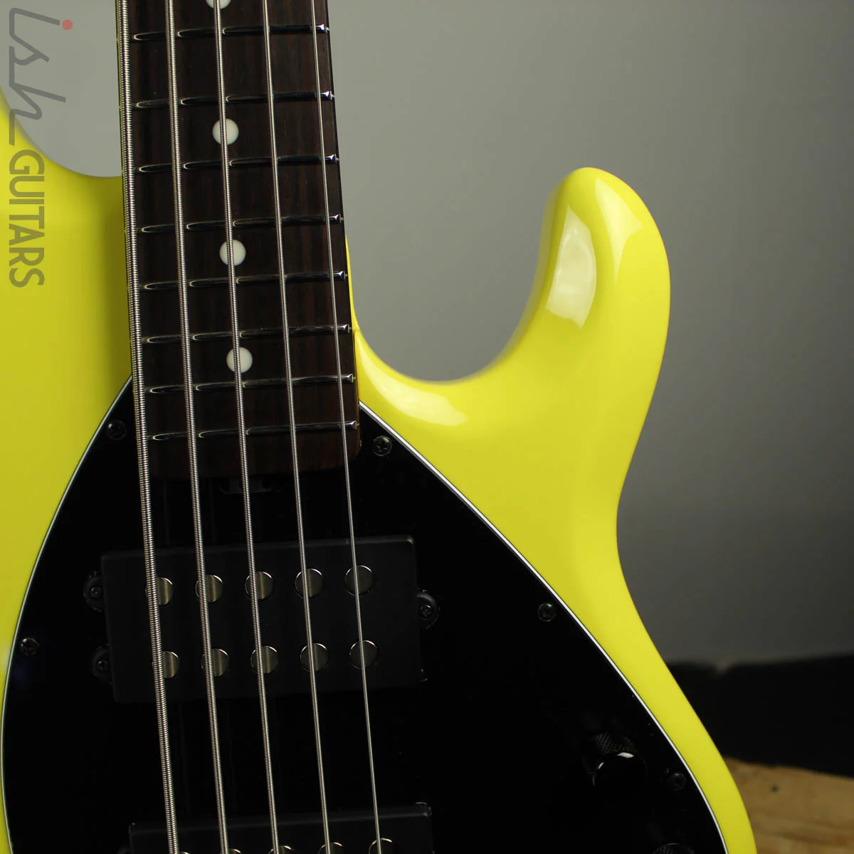 Ernie Ball Music Man StingRay 5 HH Special HD Yellow - Image 3