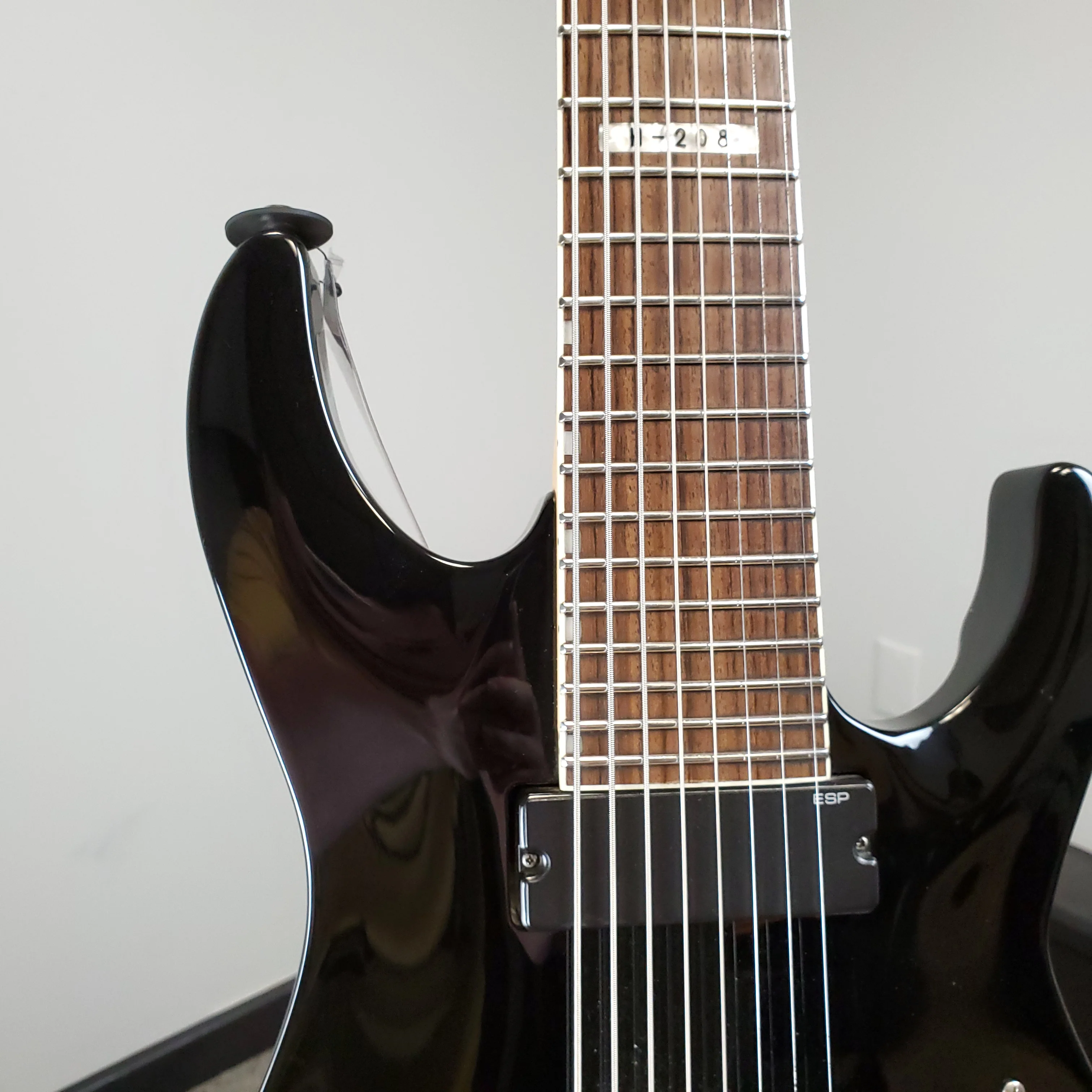 2011 ESP LTD H-208 Horizon 8-String Black - Image 3