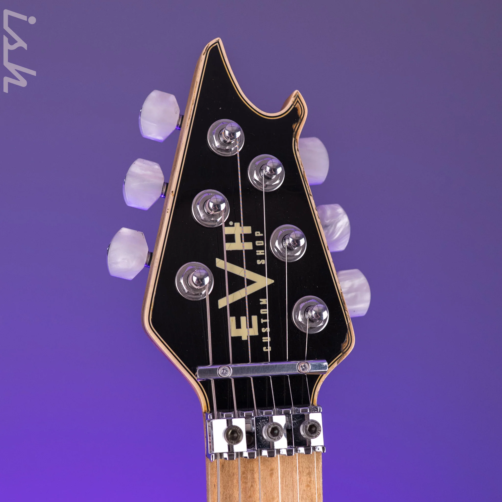 EVH® Custom Shop USA Special Edition Wolfgang® Black Nitro-Tour - Image 6